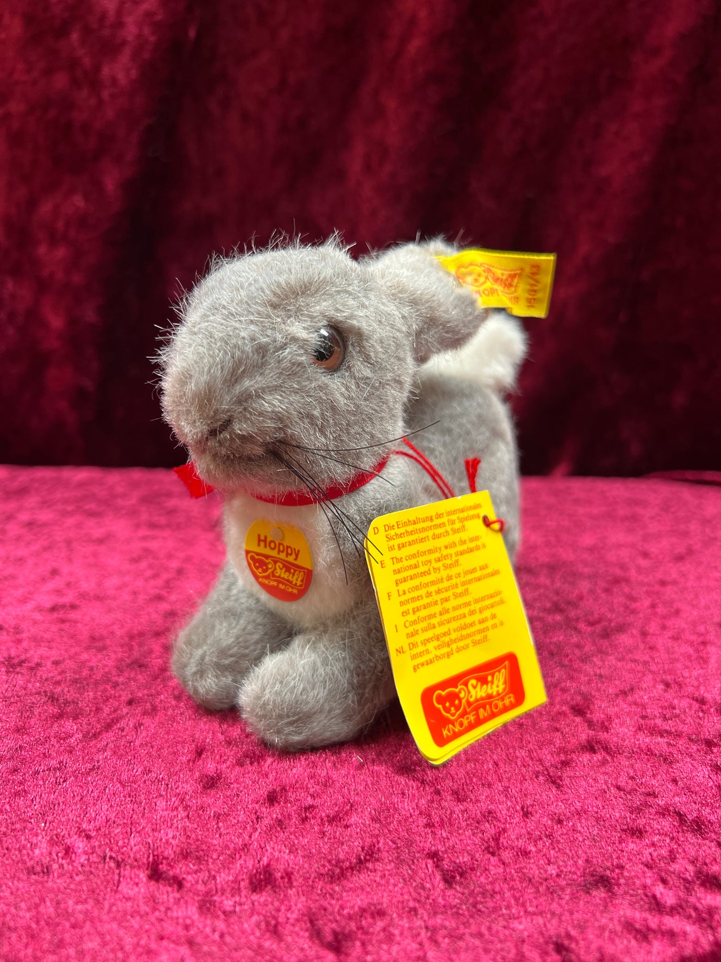 Vintage Collectibles - Miniature Stuffed Toy - Hoppy the Bunny - Plush Gray - 150/13 - Steiff