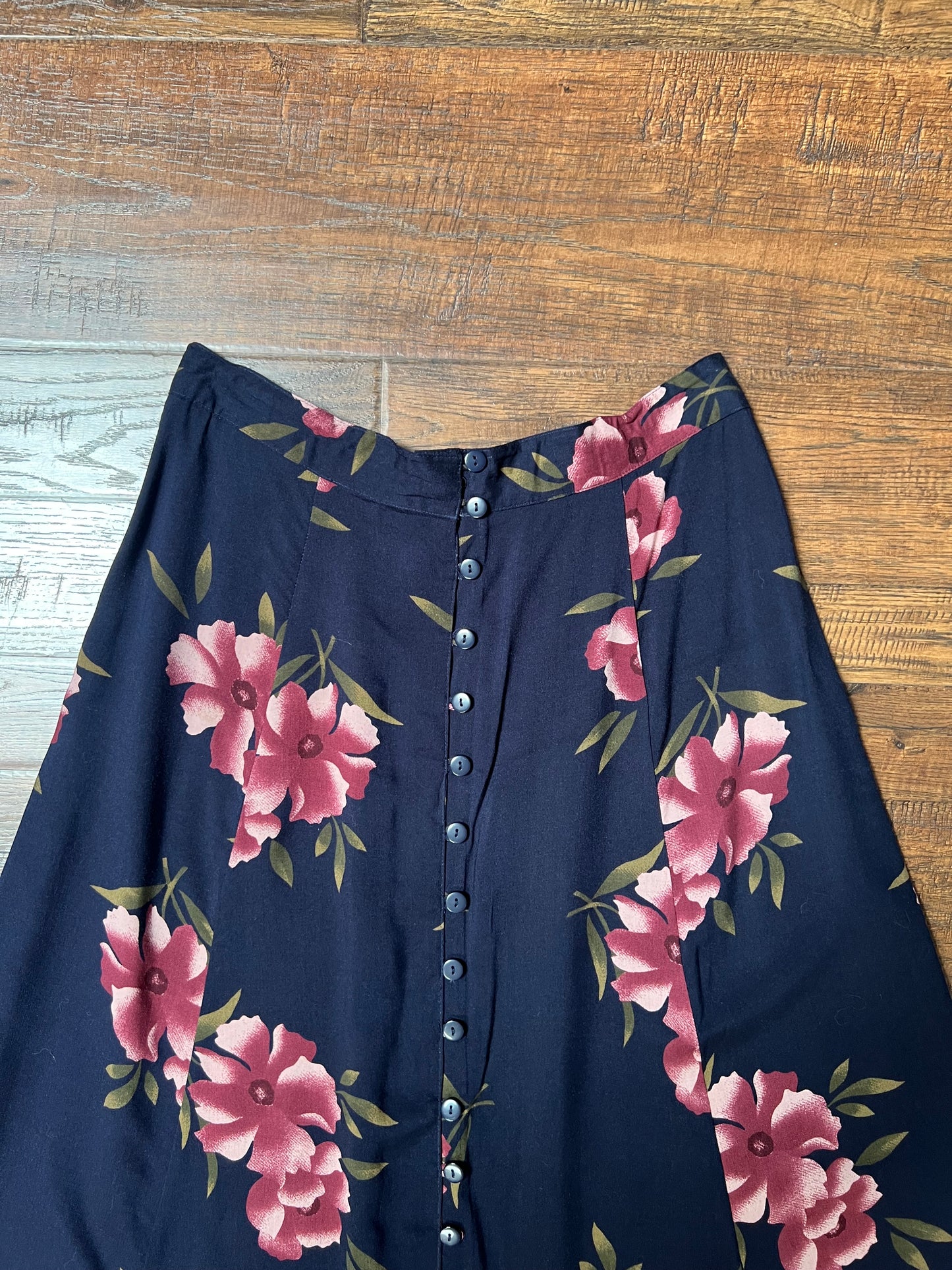 Vintage Clothing - Button Front Maxi Skirt - Purple Florals on Navy Blue - Medium - Sag Harbor