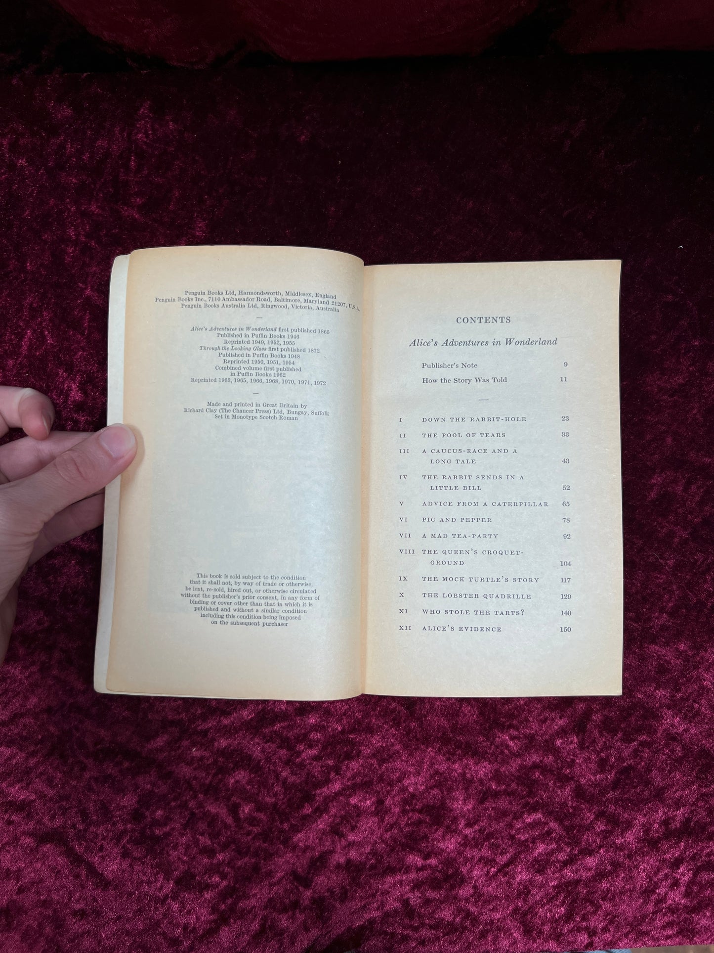 Vintage Paperback Book - Alice's Adventures in Wonderland and Through the Looking Glass - Lewis Carroll - Puffin 1972