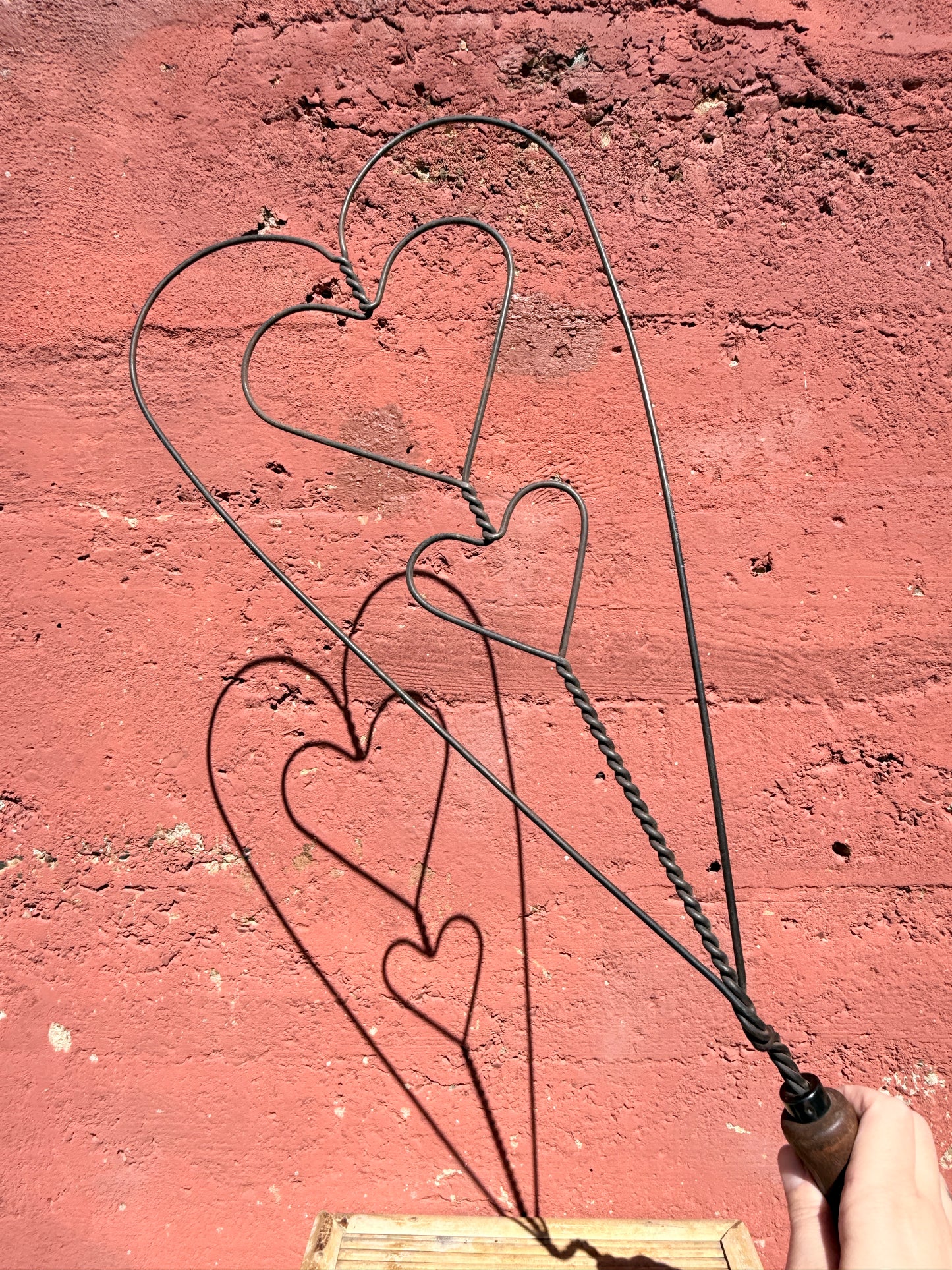 Vintage Wire Blanket Beater β Triple Heart Primitive Design