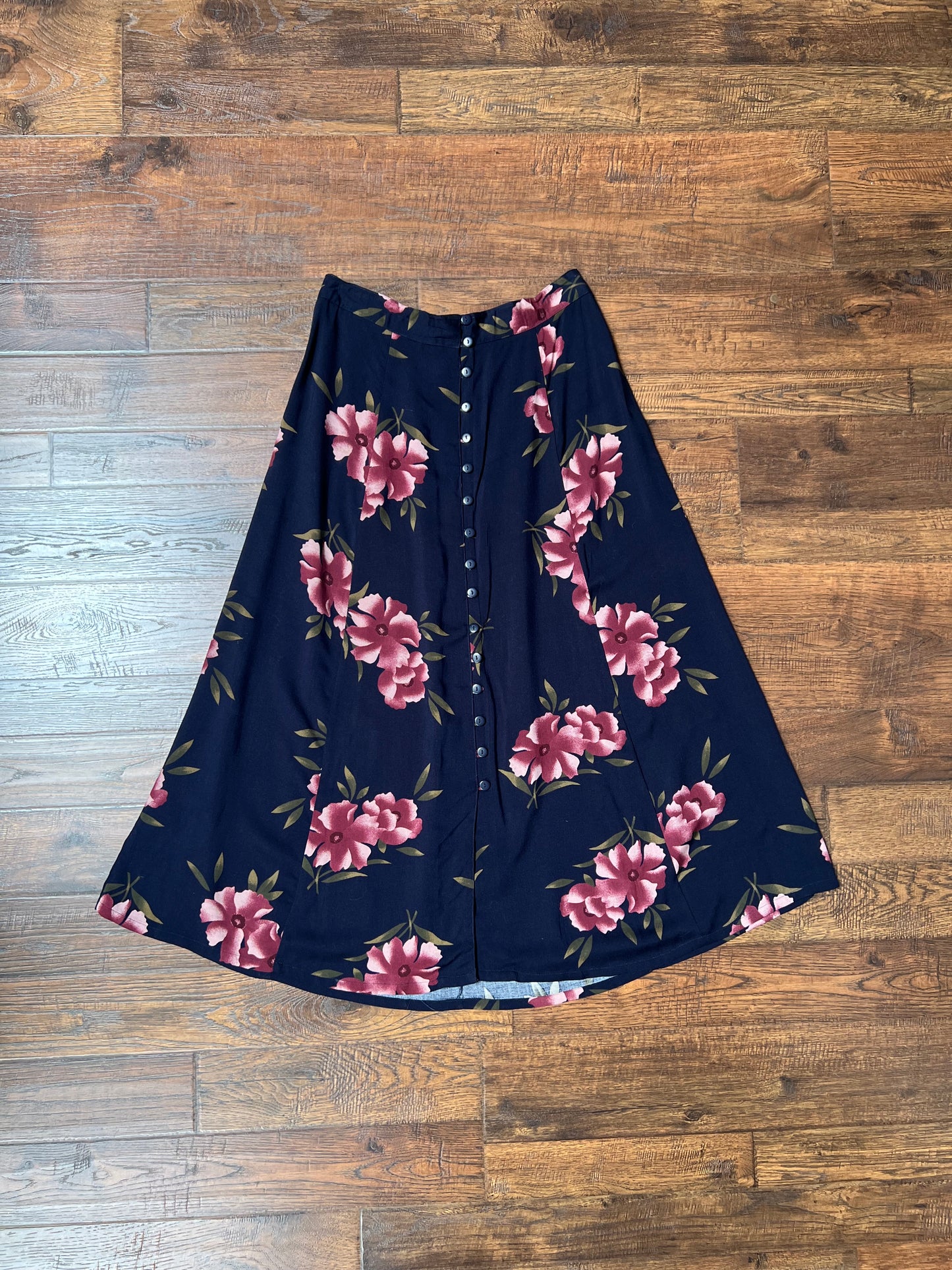 Vintage Clothing - Button Front Maxi Skirt - Purple Florals on Navy Blue - Medium - Sag Harbor
