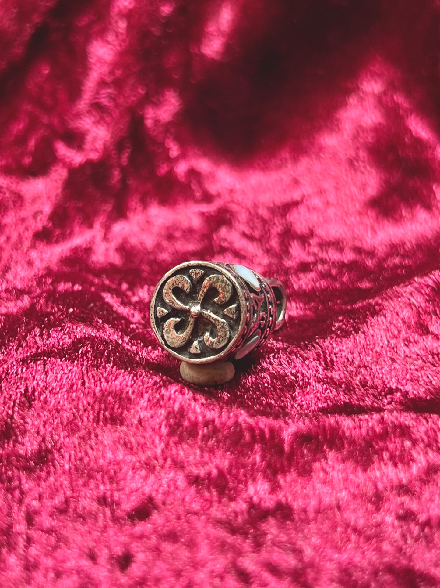 Vintage Jewelry - Pendant Pill Box / Locket - Inlaid Hearts - Ornate Filigree - 925 Sterling Silver