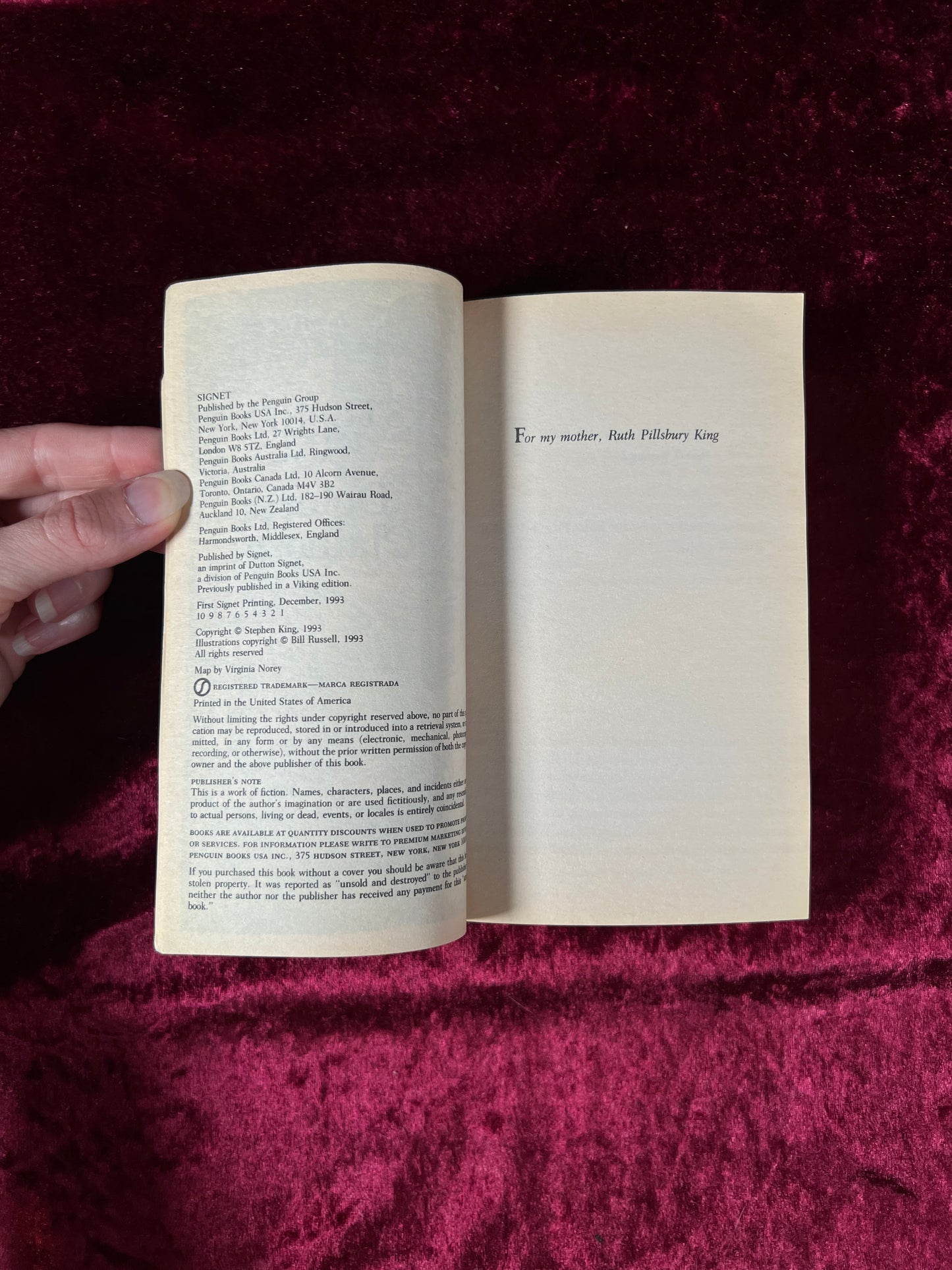 Vintage Paperback Book – Dolores Claiborne Stephen King First Signet Printing 1993
