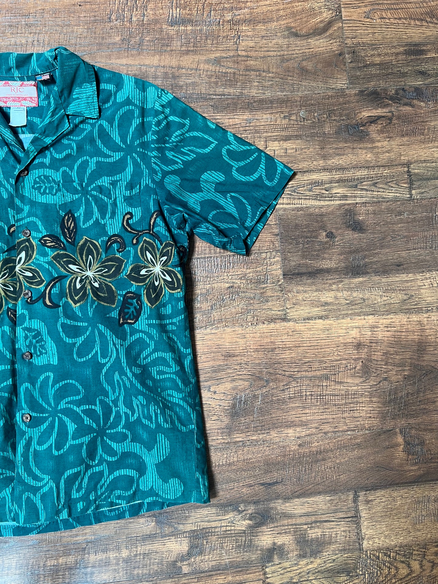 Vintage Clothing - Short Sleeve Hawaiian Shirt - Exotic Flowers on Green - RJC Limited - Medium