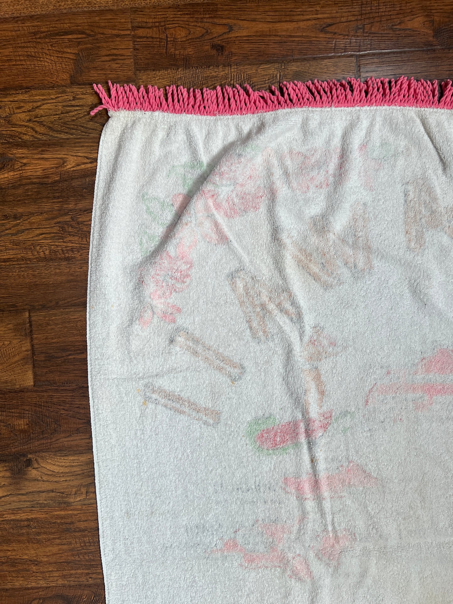 Vintage Linens - Terrycloth Beach Towel - Map of Hawaii - Miami Originals