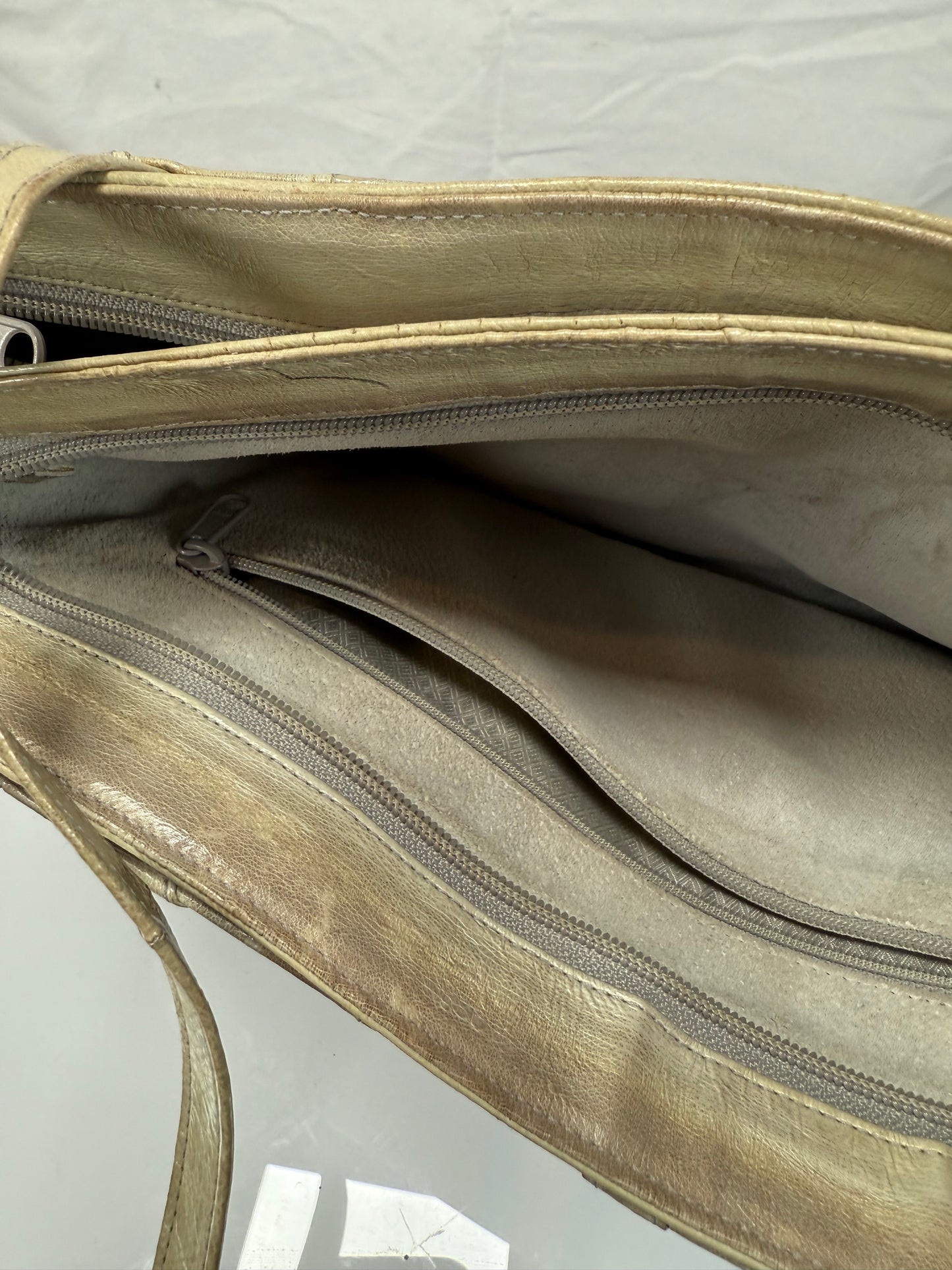 Vintage Purse - Cream Eelskin Shoulder Bag - 1980s Style