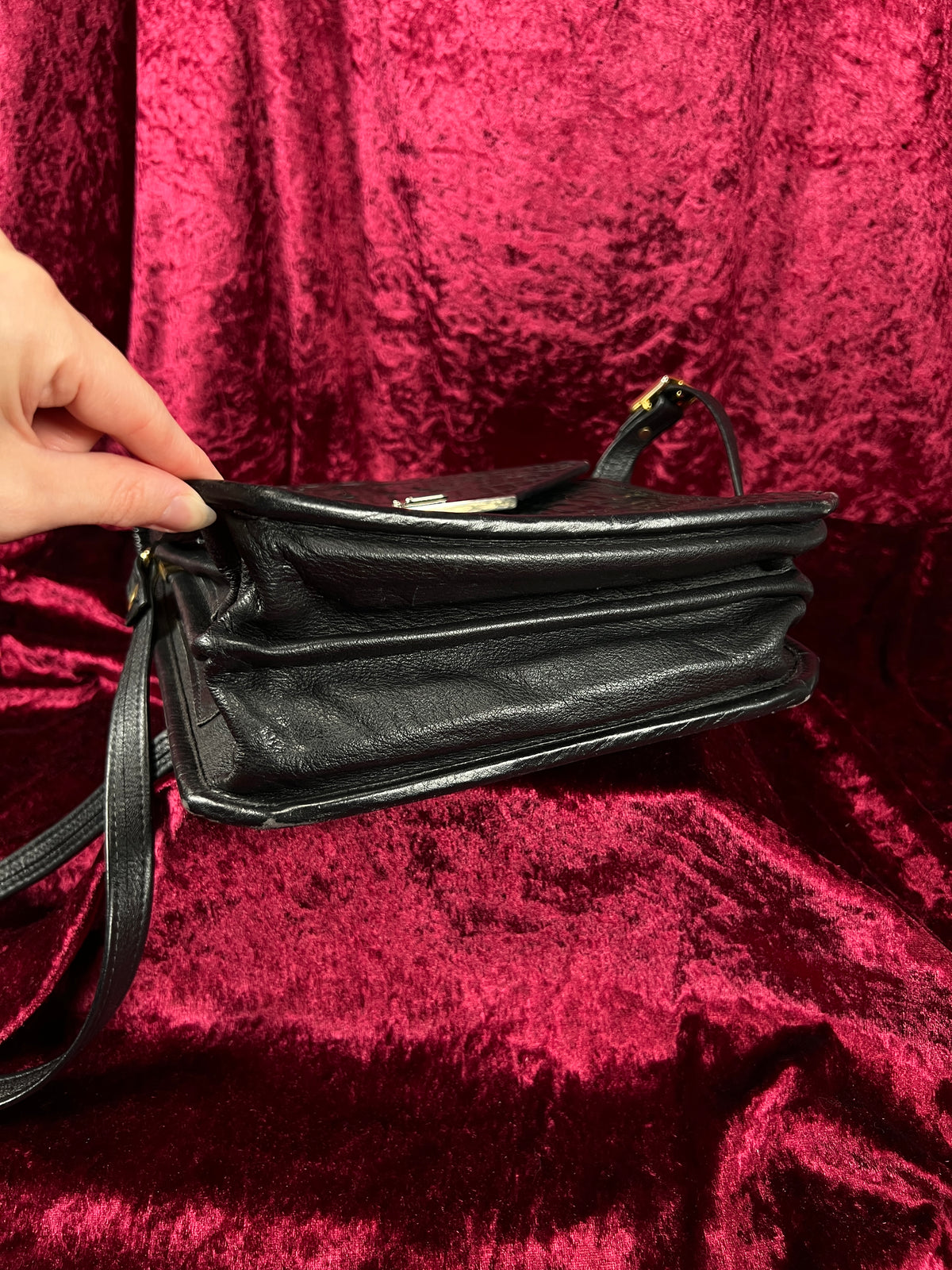 Vintage Emerald Green Leather Crossbody Bag - Croc Embossed Top Handle Purse