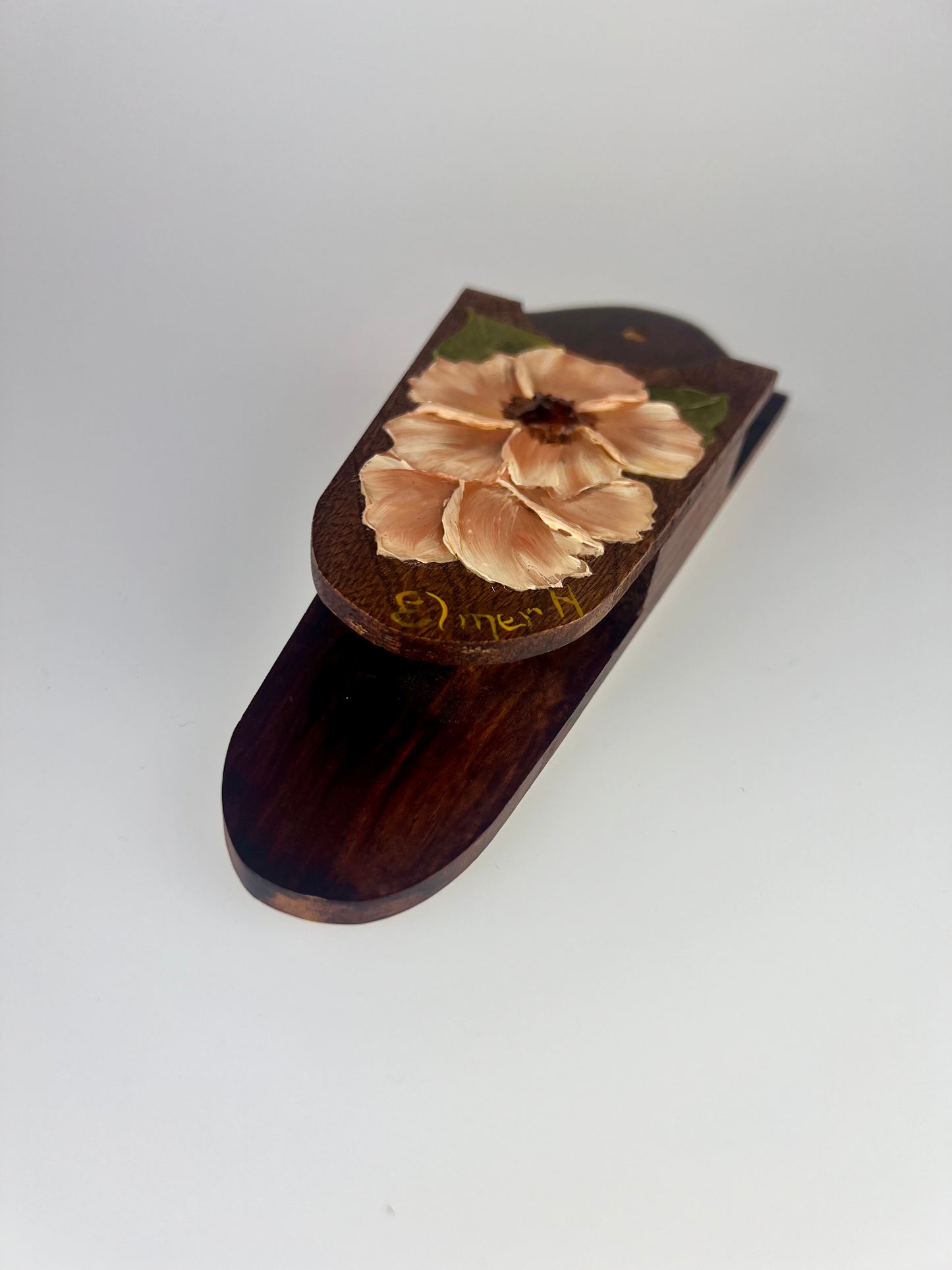 Vintage Wood Wall Hanging Scissor Holders | Pink Flower Motif