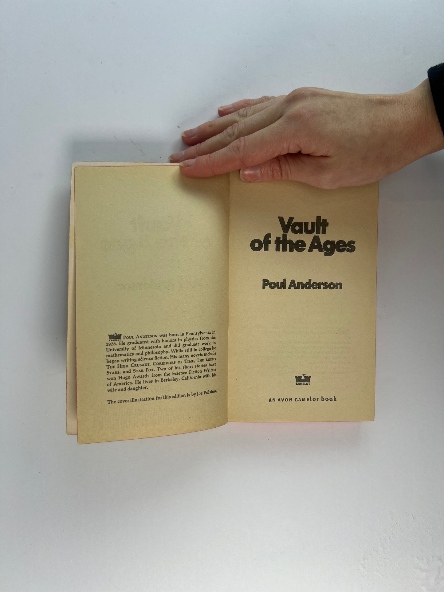 Vintage Paperback - Vault of the Ages - Poul Anderson - 1969 Camelot Edition
