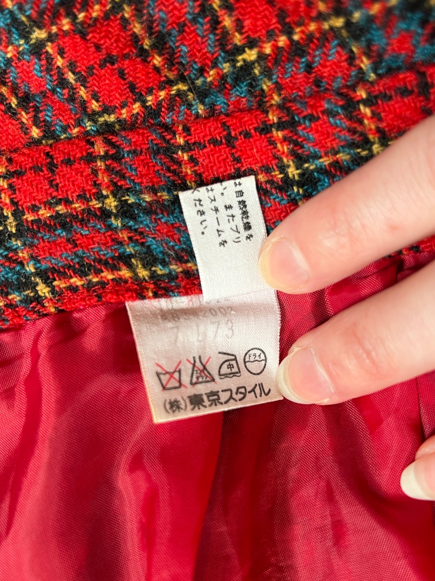 Vintage Clothing - Below The Knee Skirt - Red Plaid - X-Small - Doro Tennis