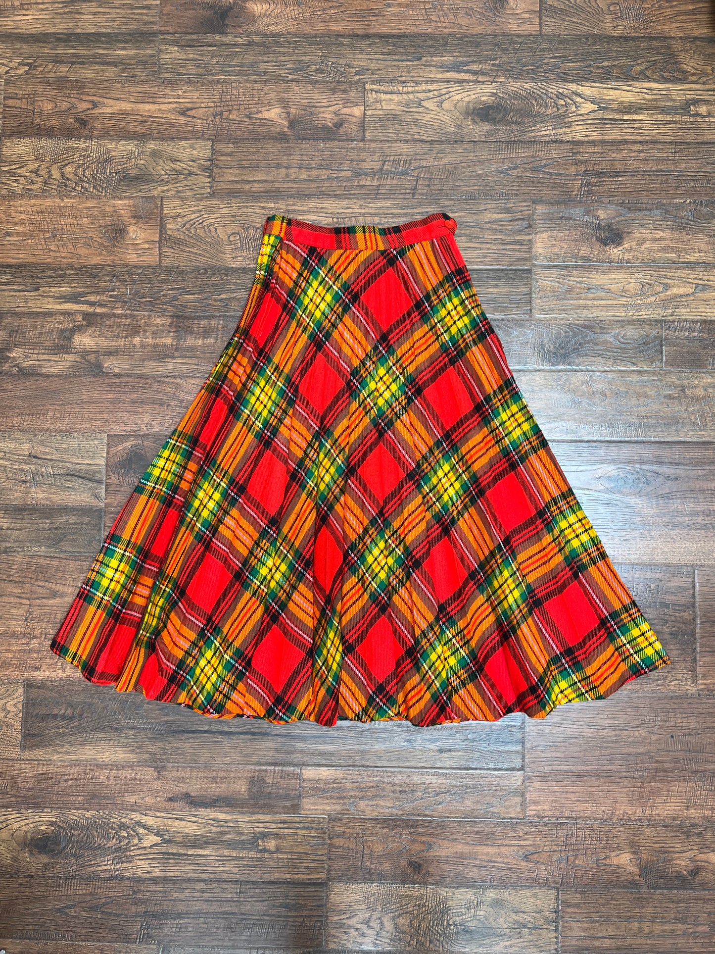 Vintage Clothing - Below The Knee Skirt - Orange Plaid - X-Small - Fritzi Of California