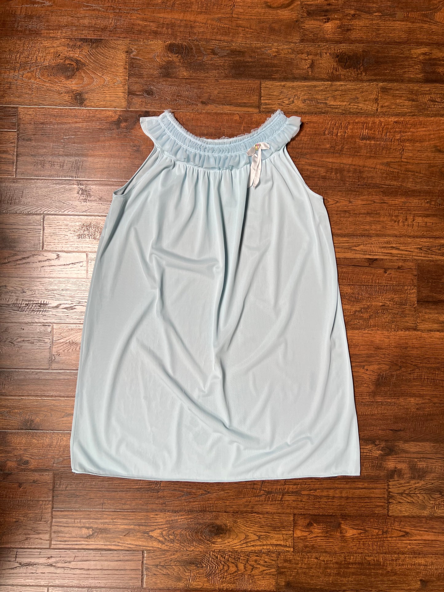 Vintage Clothing - Shift Nightgown - Baby Blue - Ruffled Collar - Rosette Bow - Large