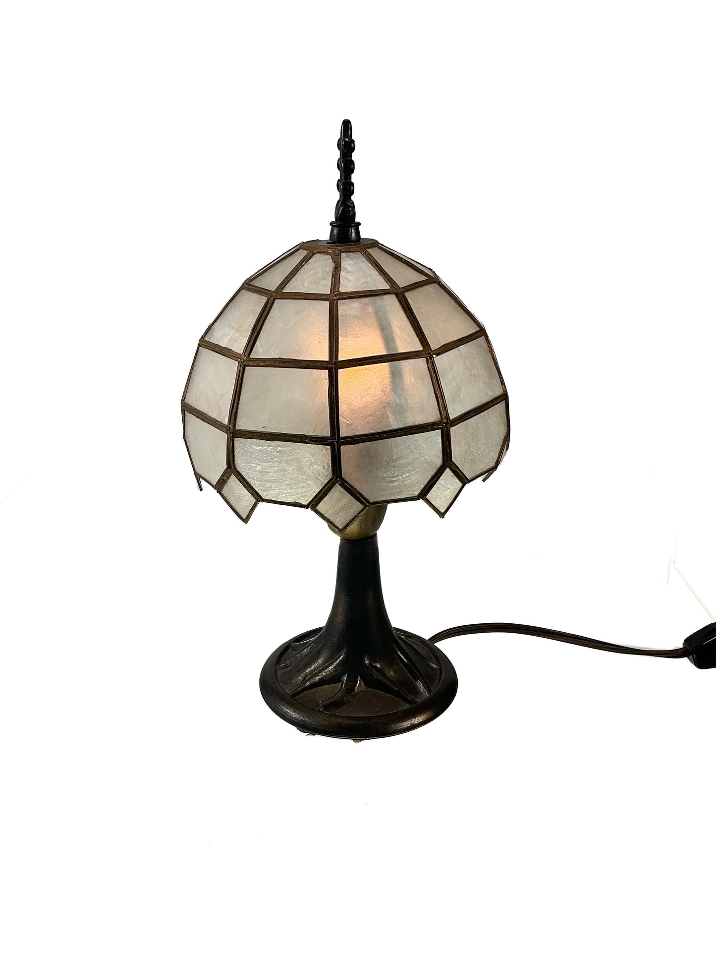 Vintage Lamp - Capiz Shell & Brass Table Top Light - Underwriter Laboratories
