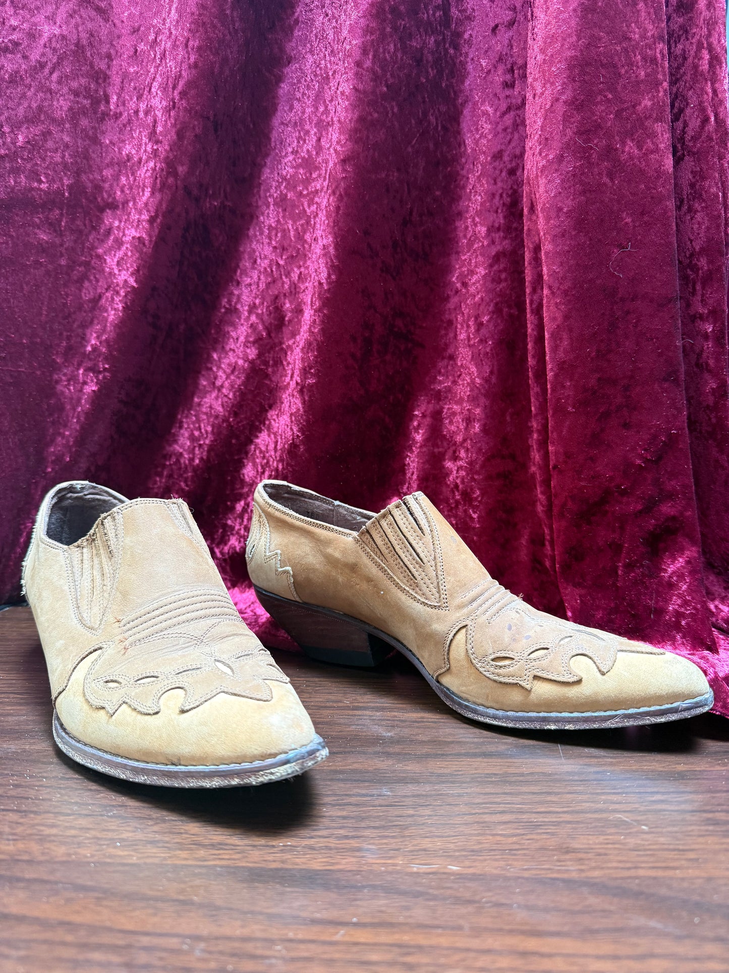 Vintage Shoes - Guess by Marciano - American Cowboy - Embossed Tan Leather - 8 1/2