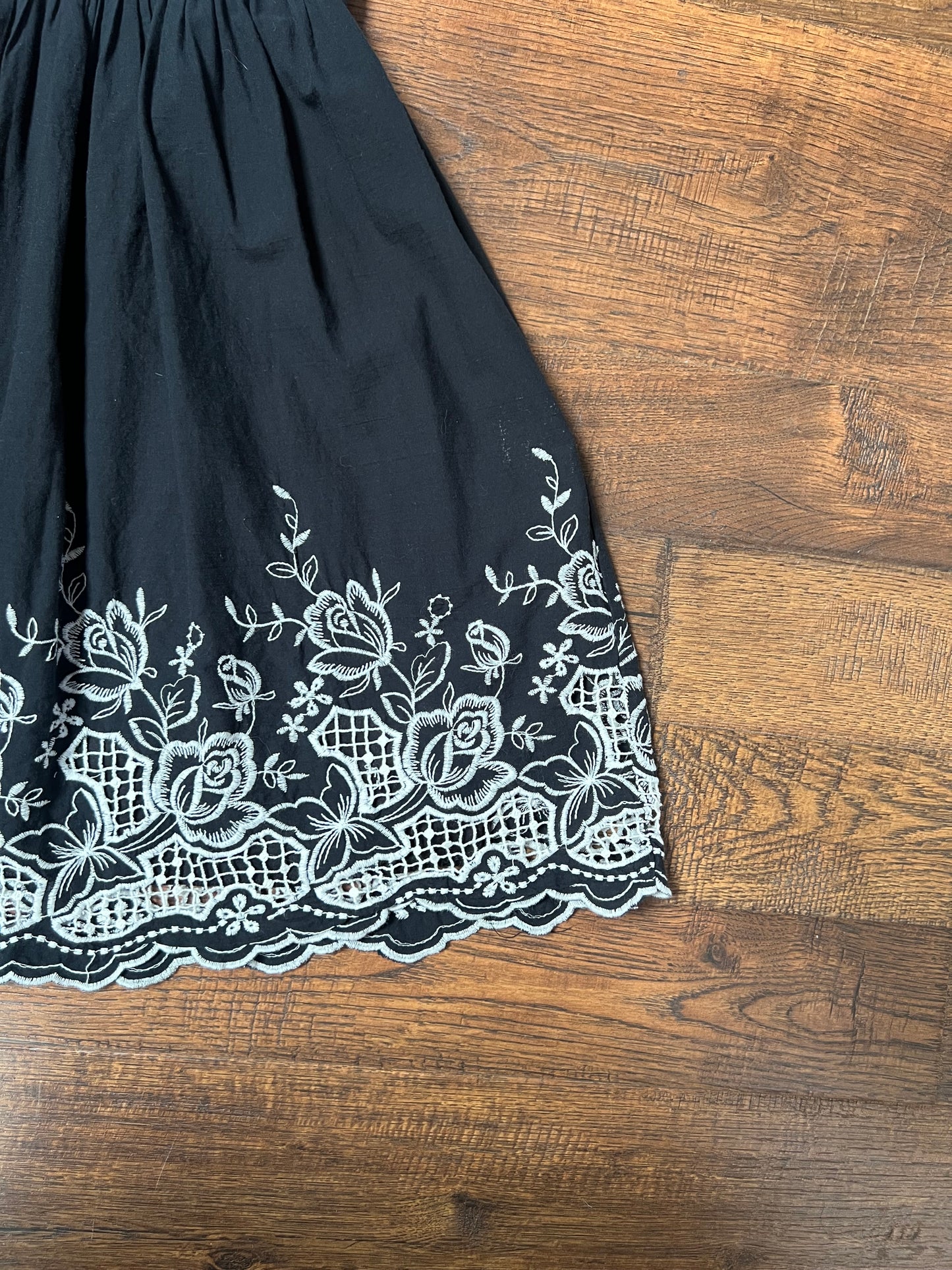 Vintage Clothing - Y2K A-Line Skater Dress - Black and White - Medium - Trixxi