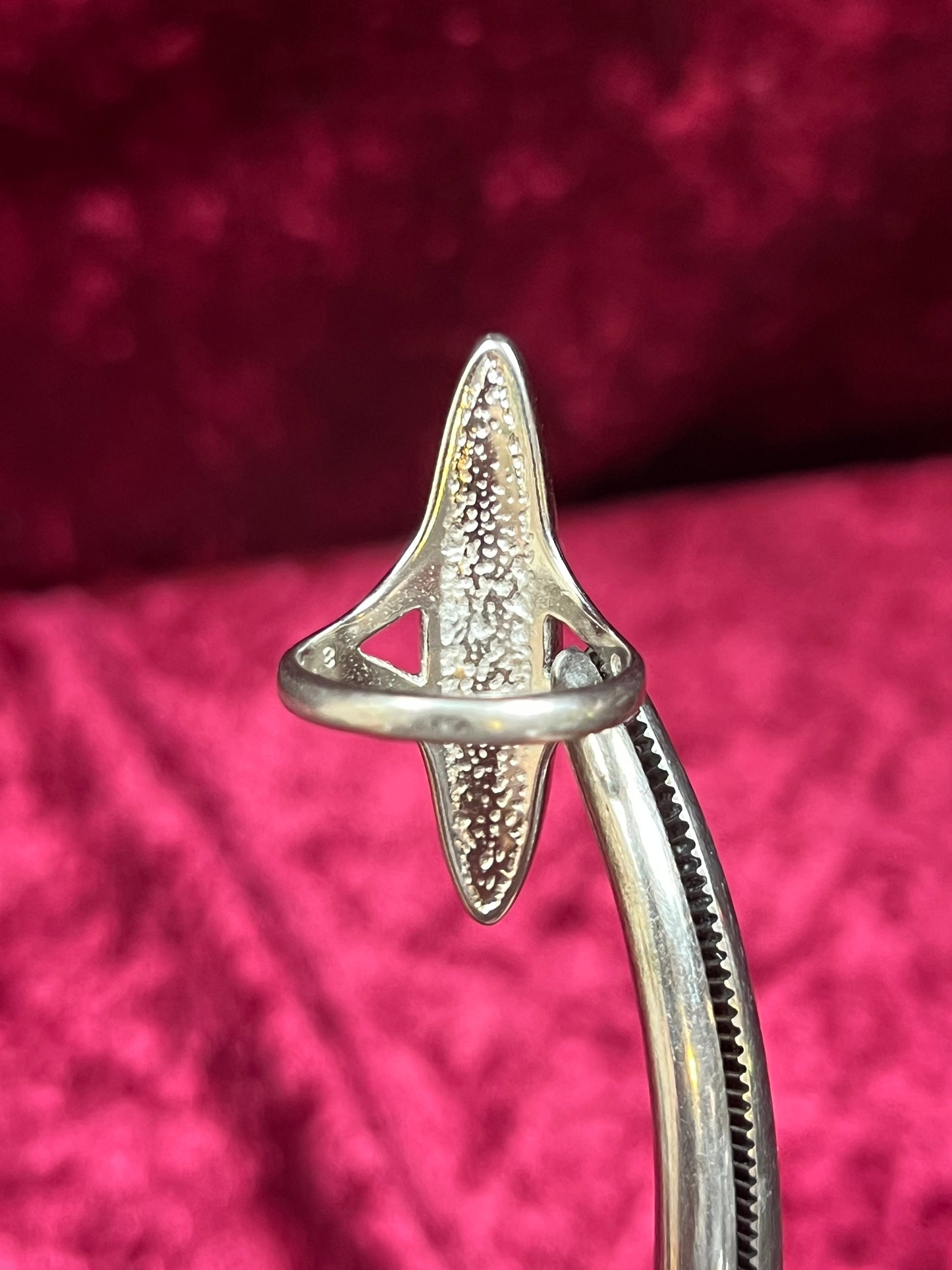 Vintage Jewelry - Marquise Ring - Sterling Silver - Turquoise Chip Inlay on White Stone - 8.5