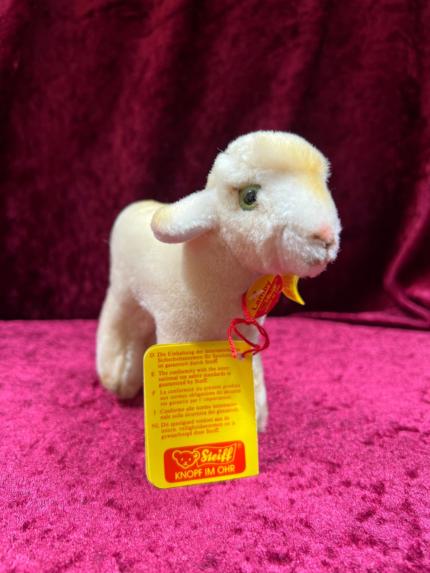 Vintage Collectibles - Miniature Stuffed Toy - Lamby the Lamb - 1527/12 - Steiff