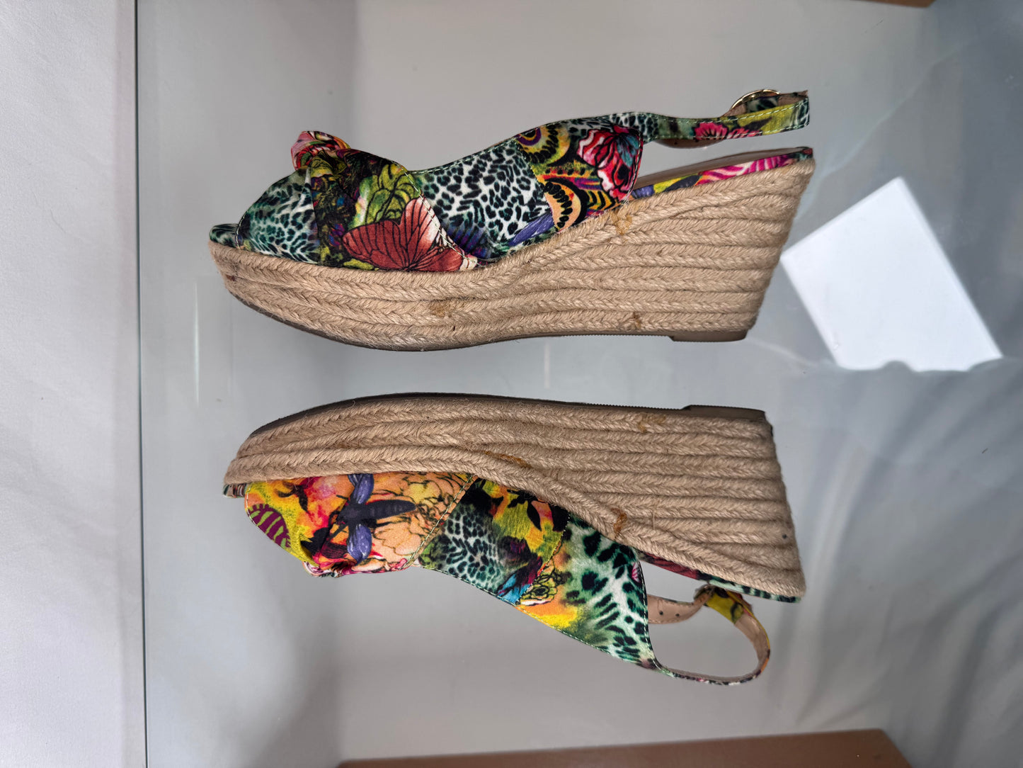 Dress Barn Multi Color Lotus Print Espadrille Wedge - Size 7.5