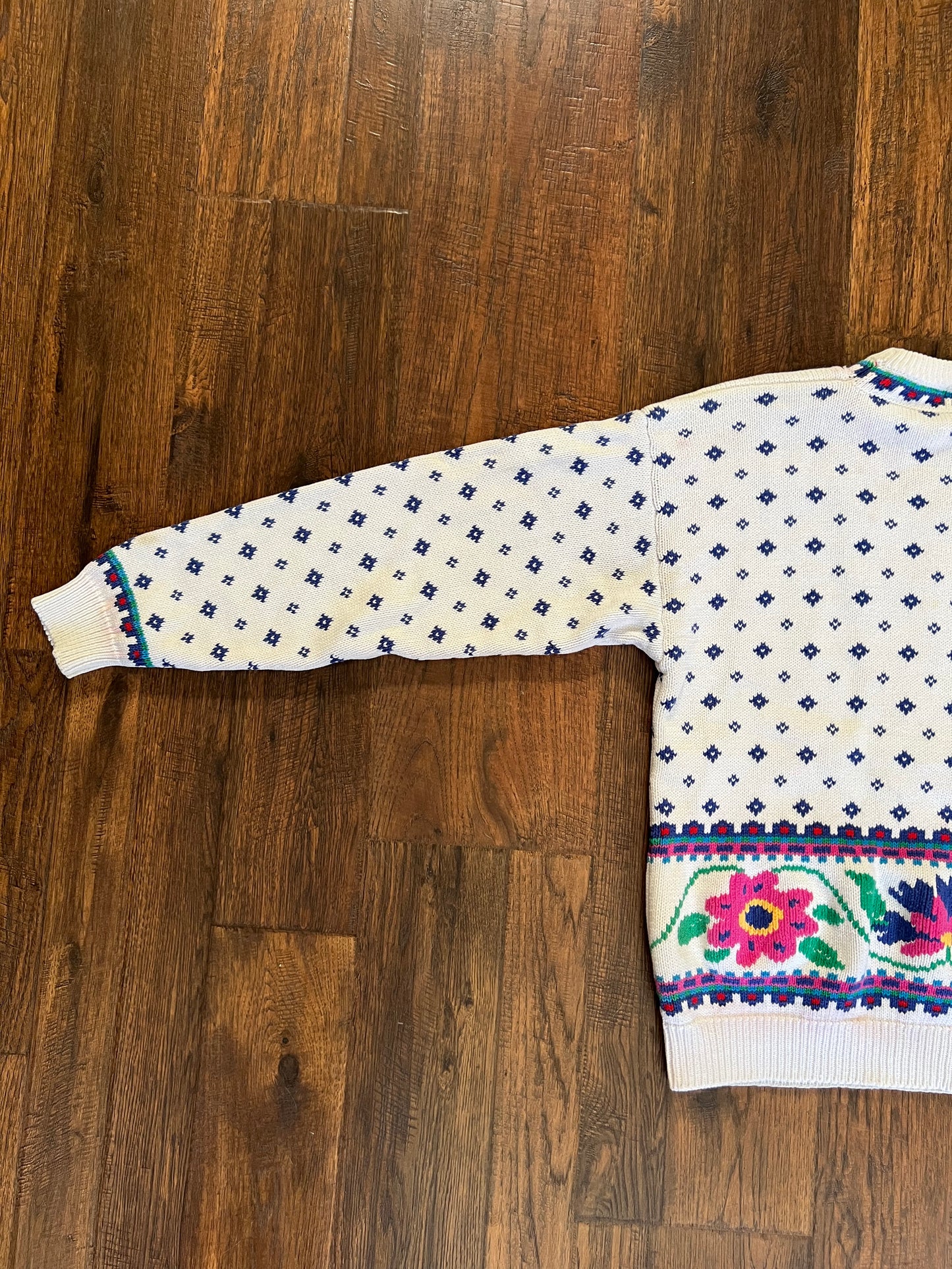 Vintage Clothing - Crewneck Knit Sweater - Pink Floral Banner - Medium - Eddie Bauer
