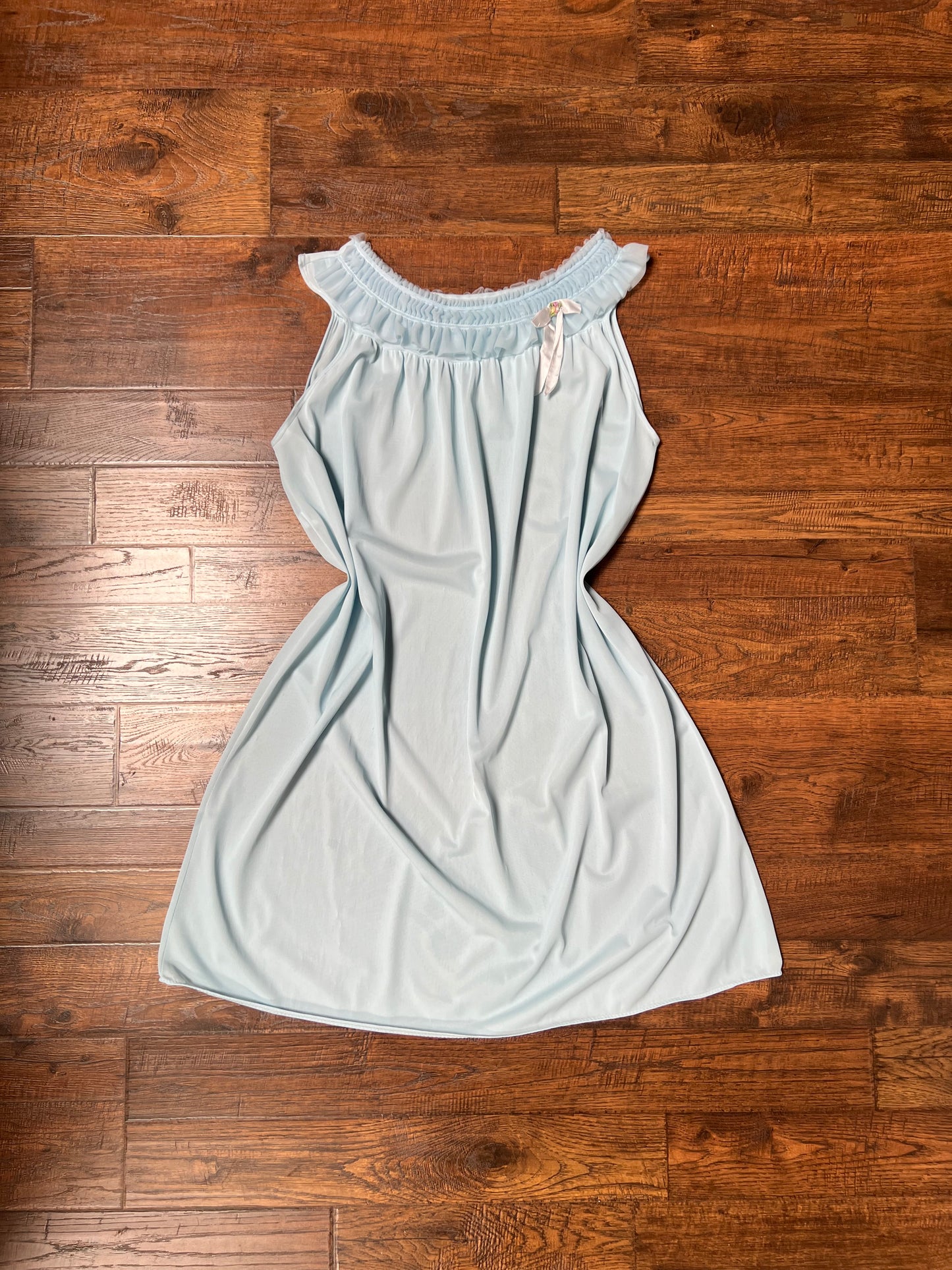 Vintage Clothing - Shift Nightgown - Baby Blue - Ruffled Collar - Rosette Bow - Large