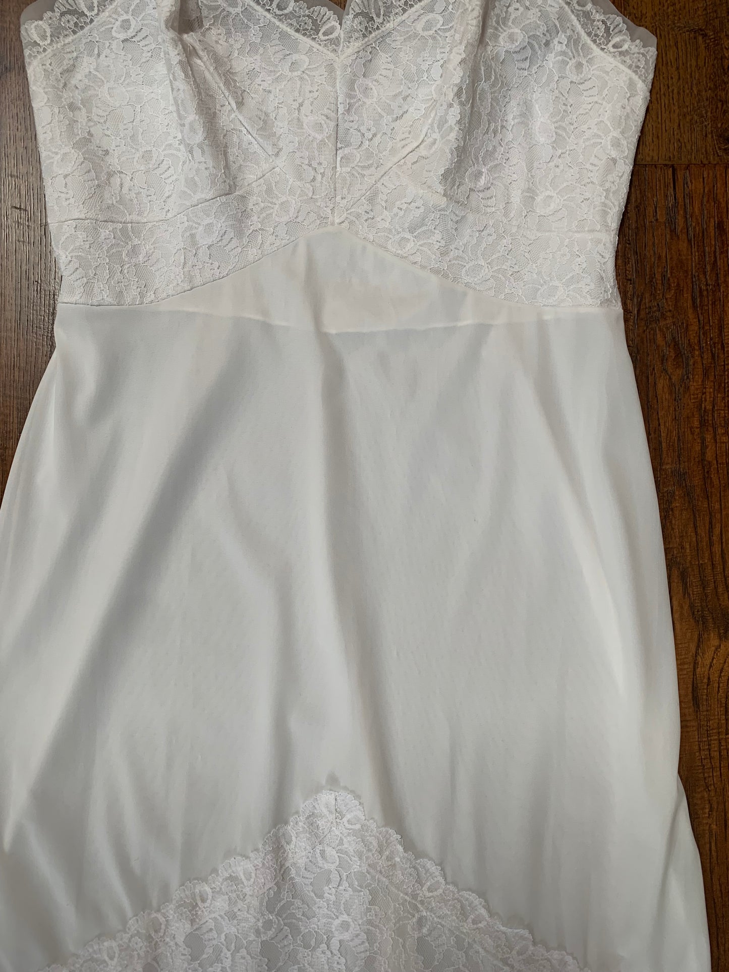 Vintage Movie Star Nightgown - White with Floral Lace Embellishment - Made In U.S.A. - Small