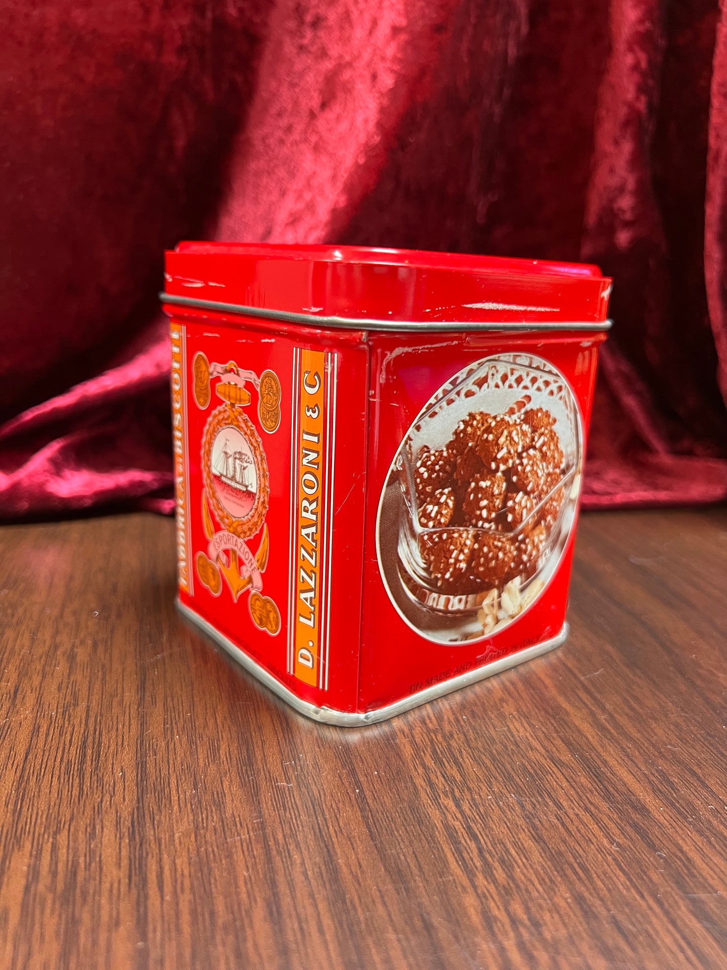 Vintage Kitchen - Italian Biscotti Tin - Amarettini Di Saronno - D. Lazzaroni - 4.4 Ounces