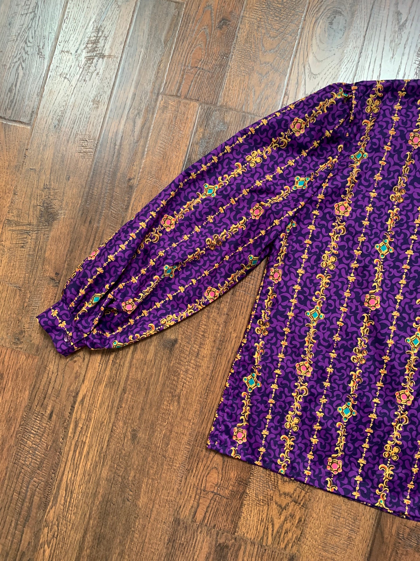 Vintage Clothing - Button-Up Blouse - Royal Purple - Painted Gold Chains - Diversity Petite - Medium