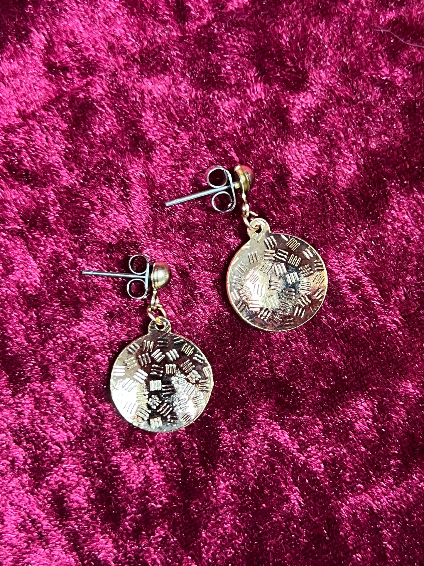 Vintage Jewelry - Earrings - Cloisonné - Unicorns - Made In Taiwan R.O.C.