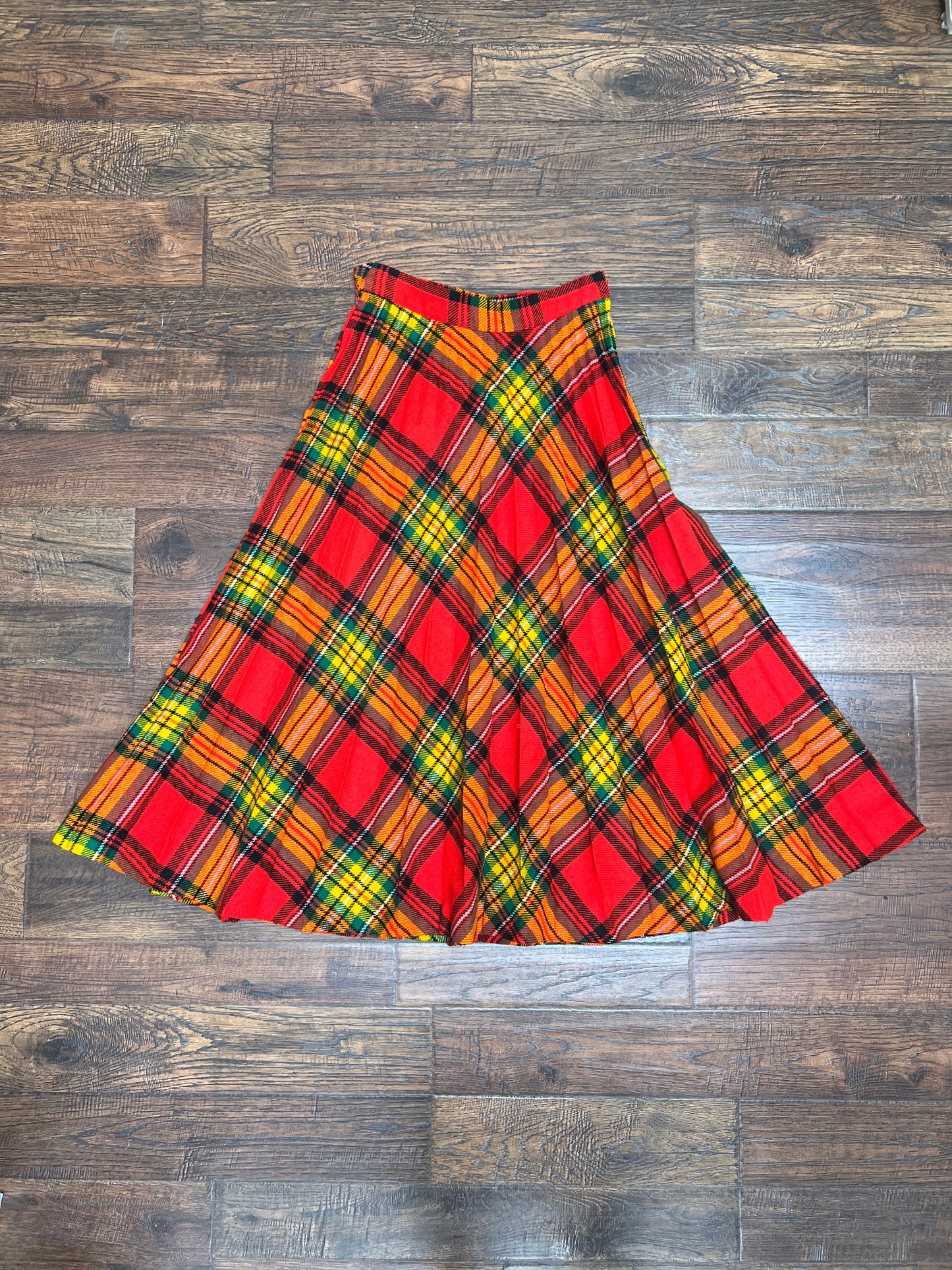 Vintage Clothing - Below The Knee Skirt - Orange Plaid - X-Small - Fritzi Of California