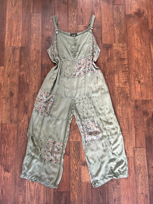 Vintage Clothing - Wide Leg Jumpsuit - Sage Green - Patchwork Florals - Large - The Pyramid Collection