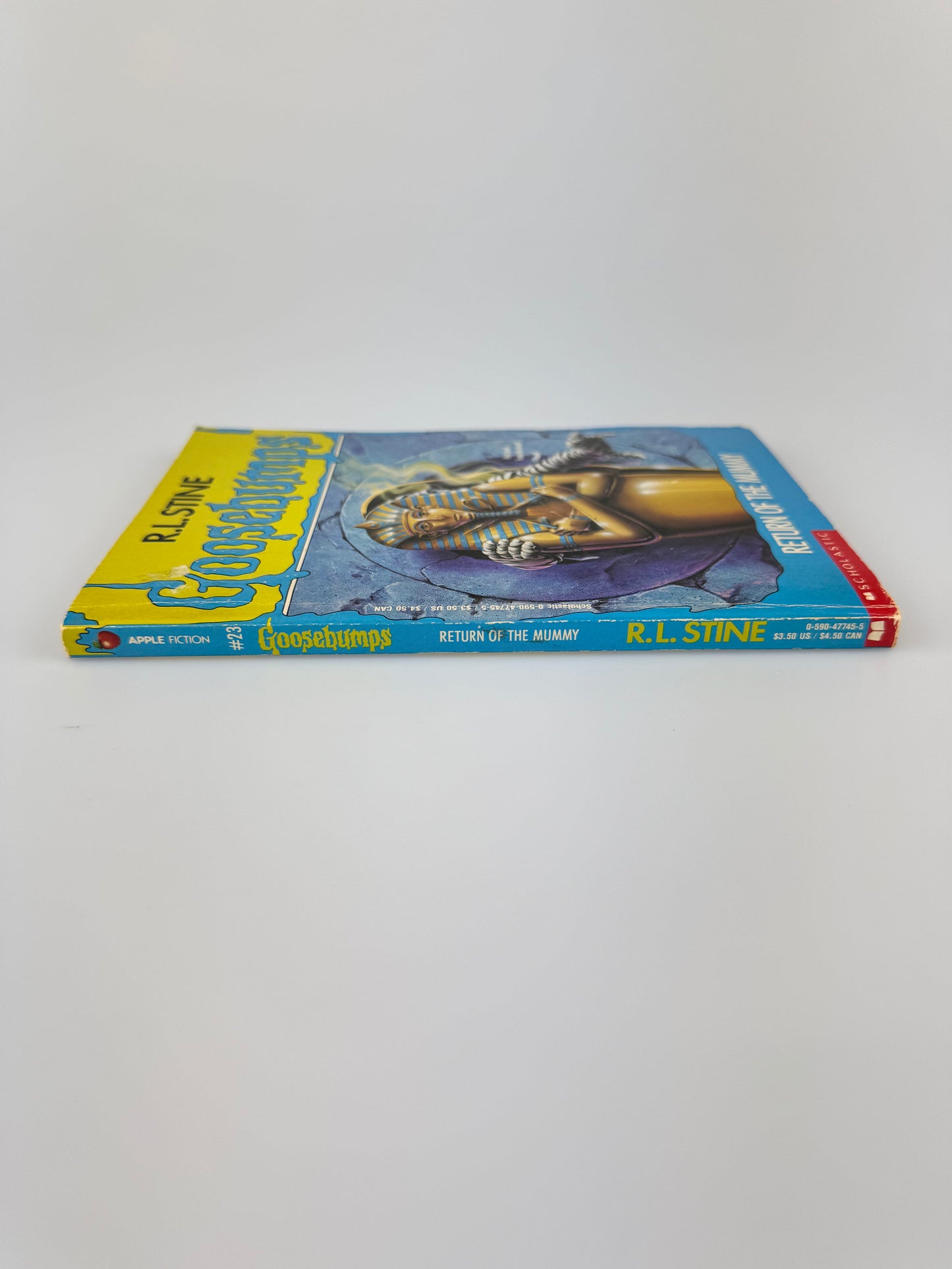 Vintage Horror Paperback - Original 1990s Goosebumps Book - R.L. Stine