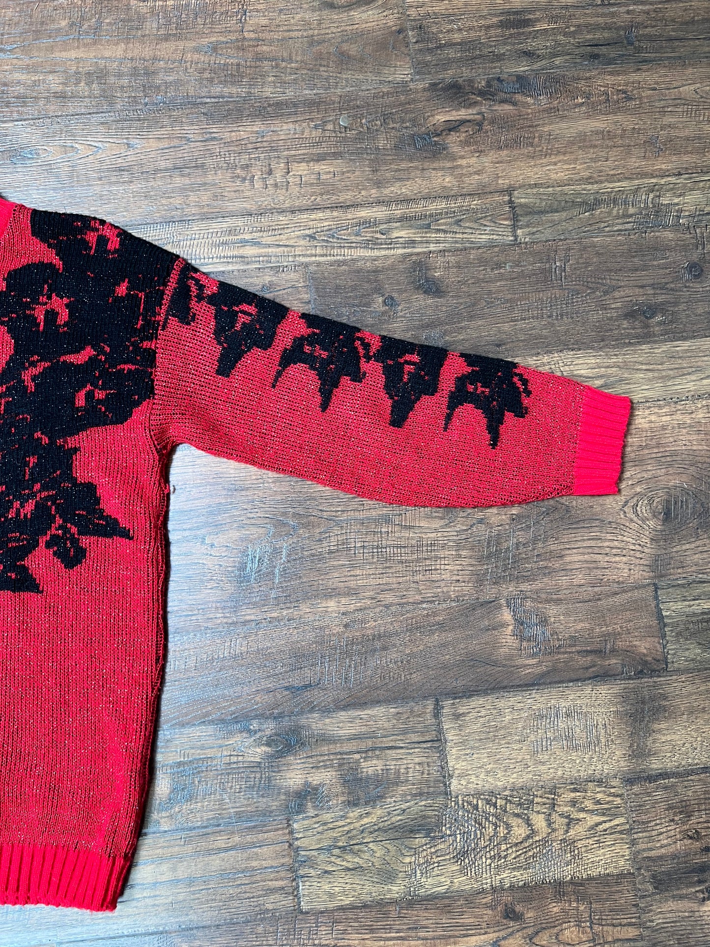 Vintage Clothing - Pullover Crewneck Knit Sweater - Black Flowers on Red Glitter - Medium
