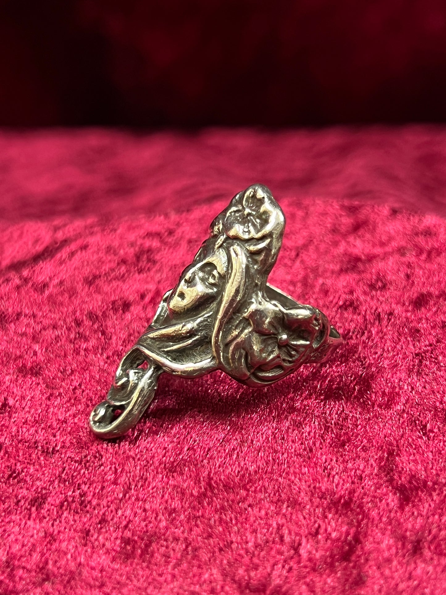 Vintage Jewelry - Ring - Sterling Silver - Art Nouveau Flower Goddess Face - 8