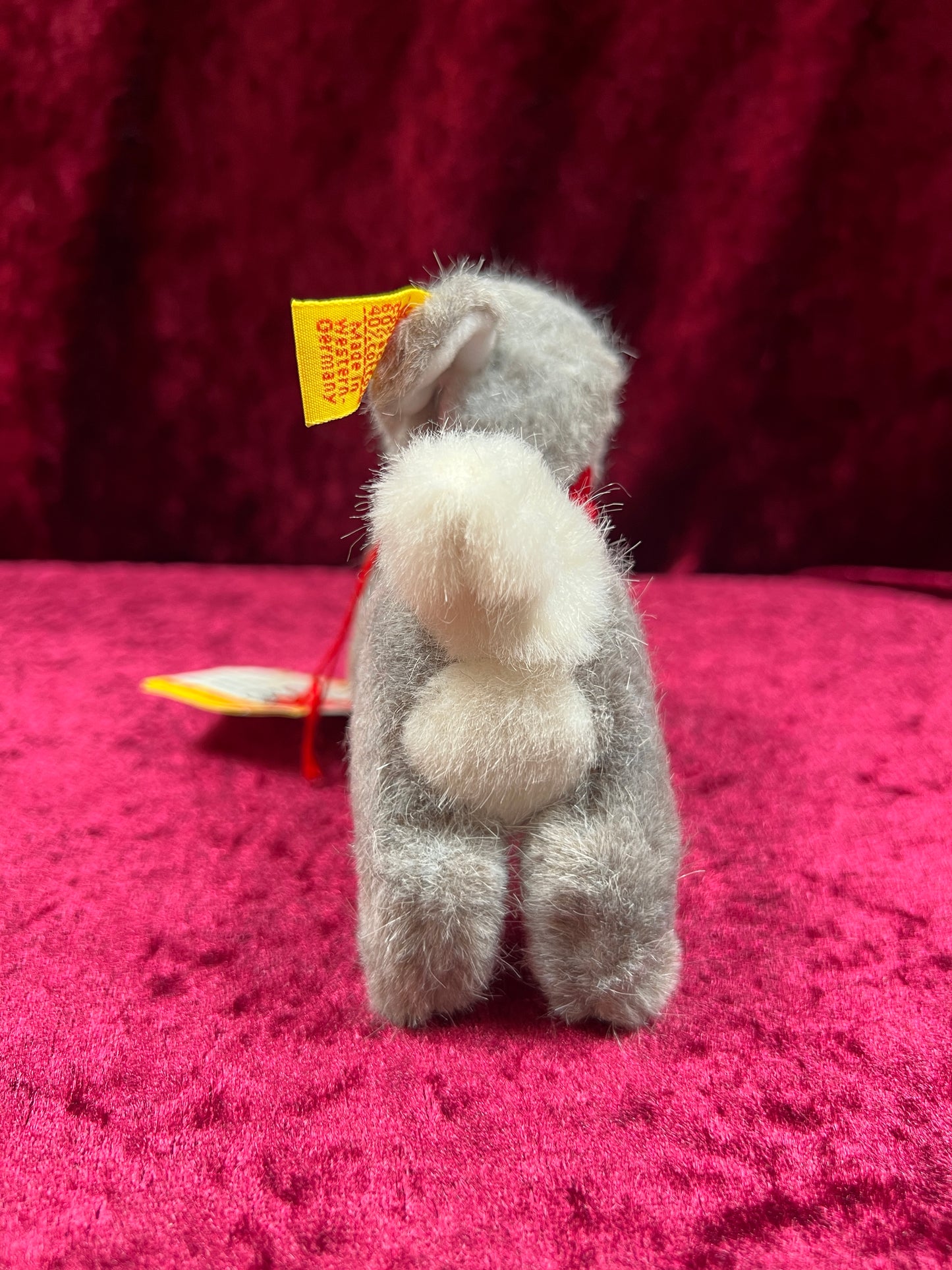 Vintage Collectibles - Miniature Stuffed Toy - Hoppy the Bunny - Plush Gray - 150/13 - Steiff