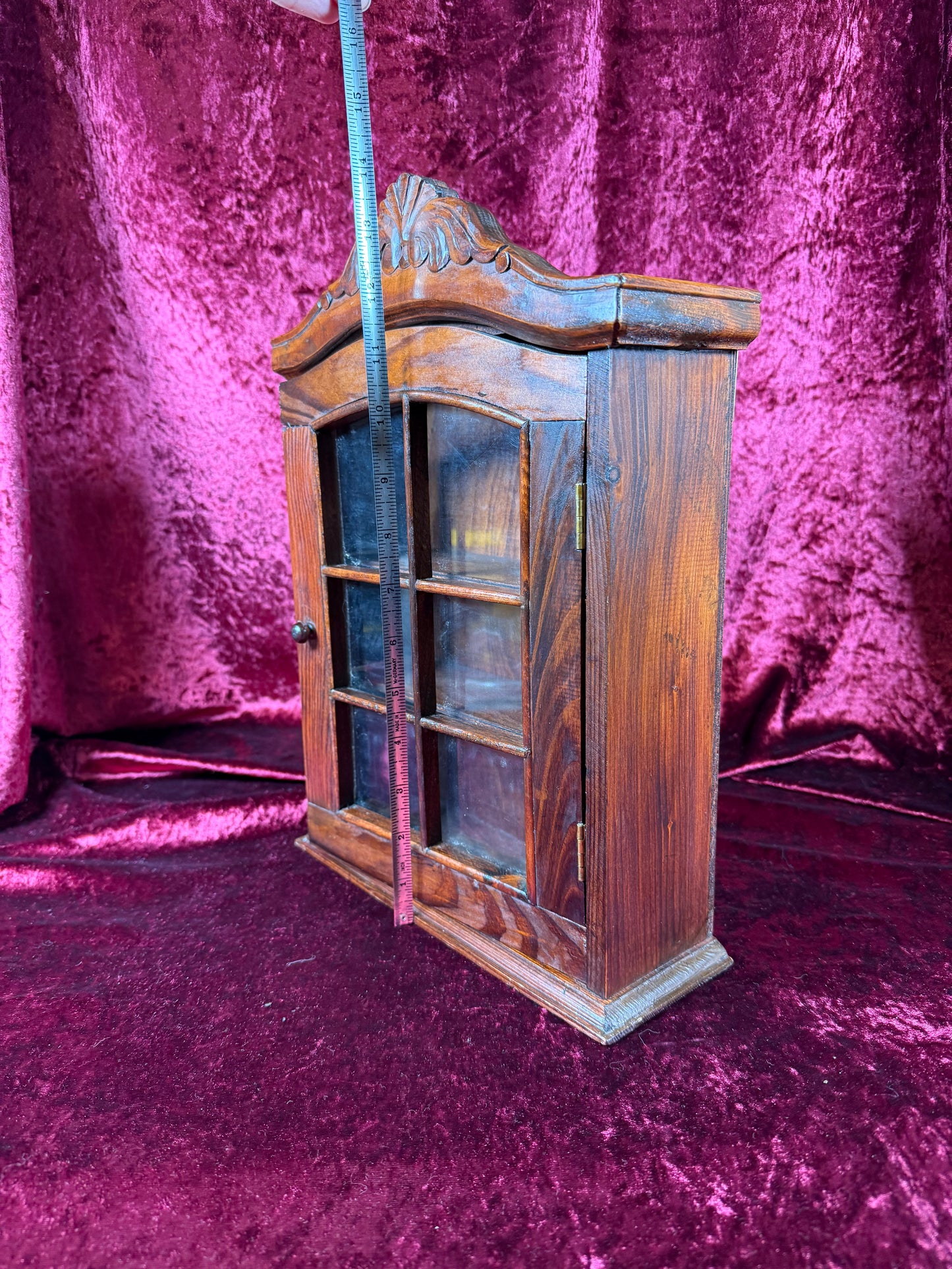 Vintage Curio Cabinet - Ornate Wood Wall Mounted Trinket Shelf - 13" Tall
