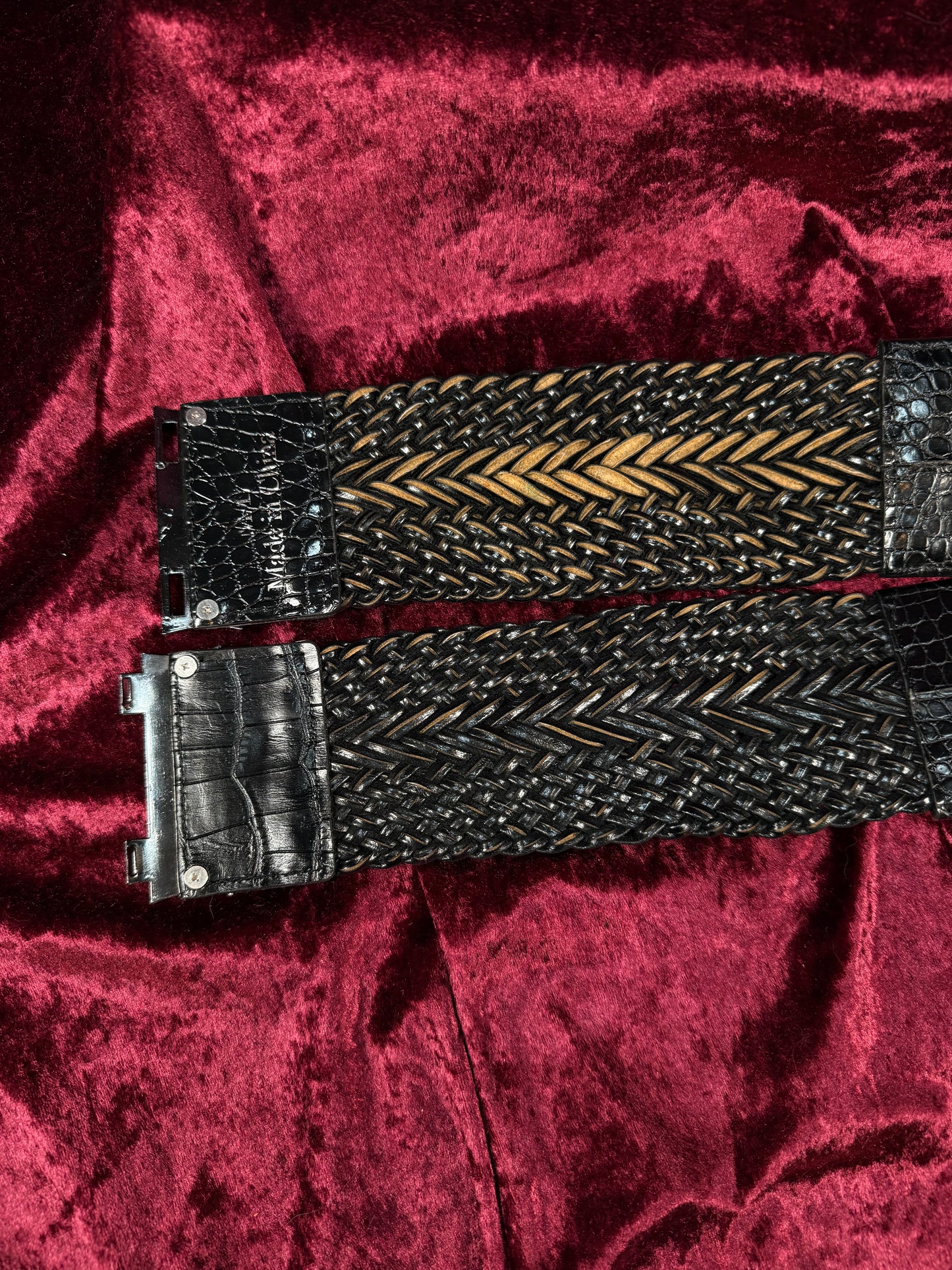 Vintage Accessories - Faux Leather Braided Stretch Waist Belt - Black - Medium / Large