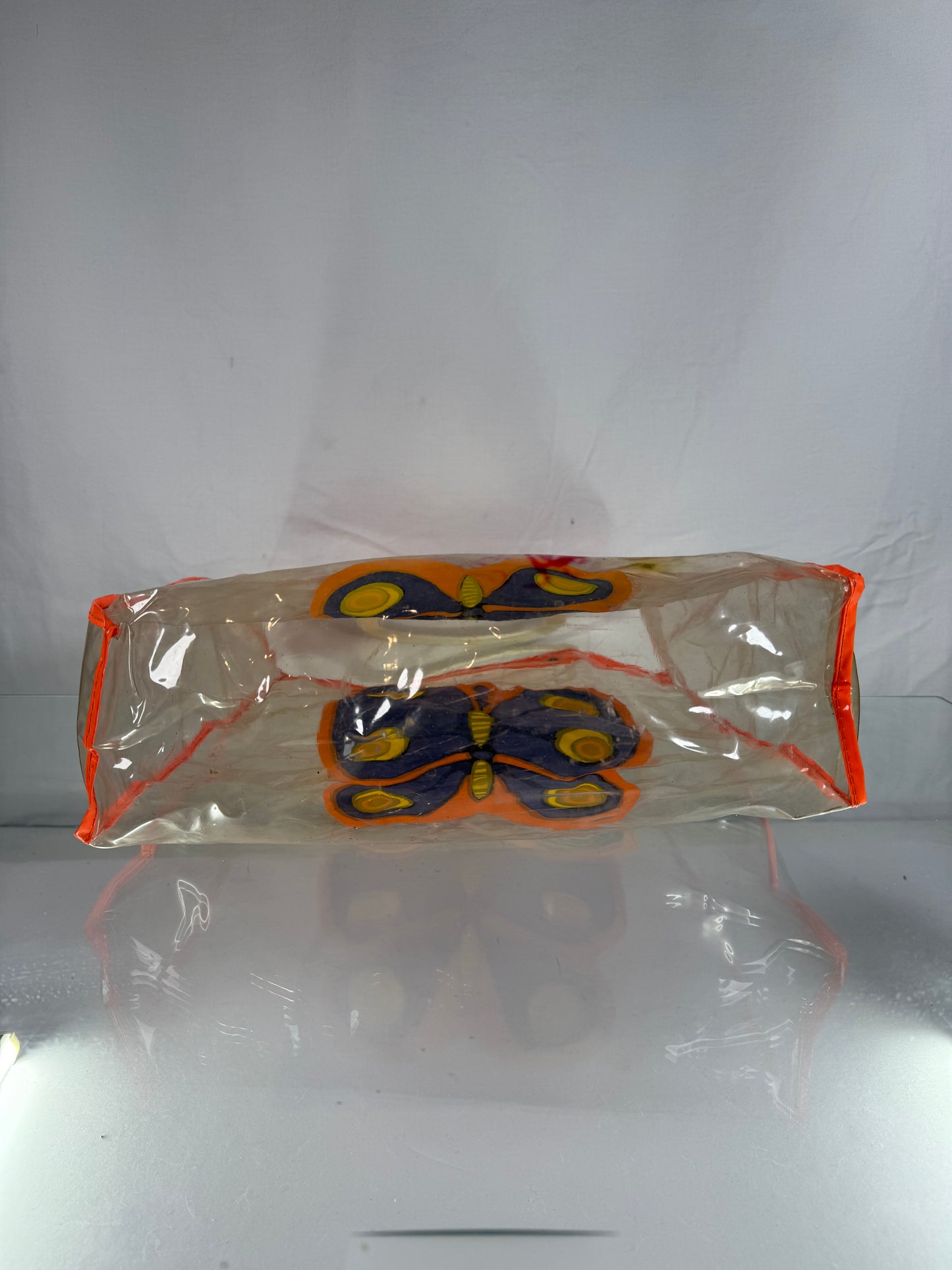 Vintage Accessories - Plastic Market Bag - Groovy Butterfly 1970s