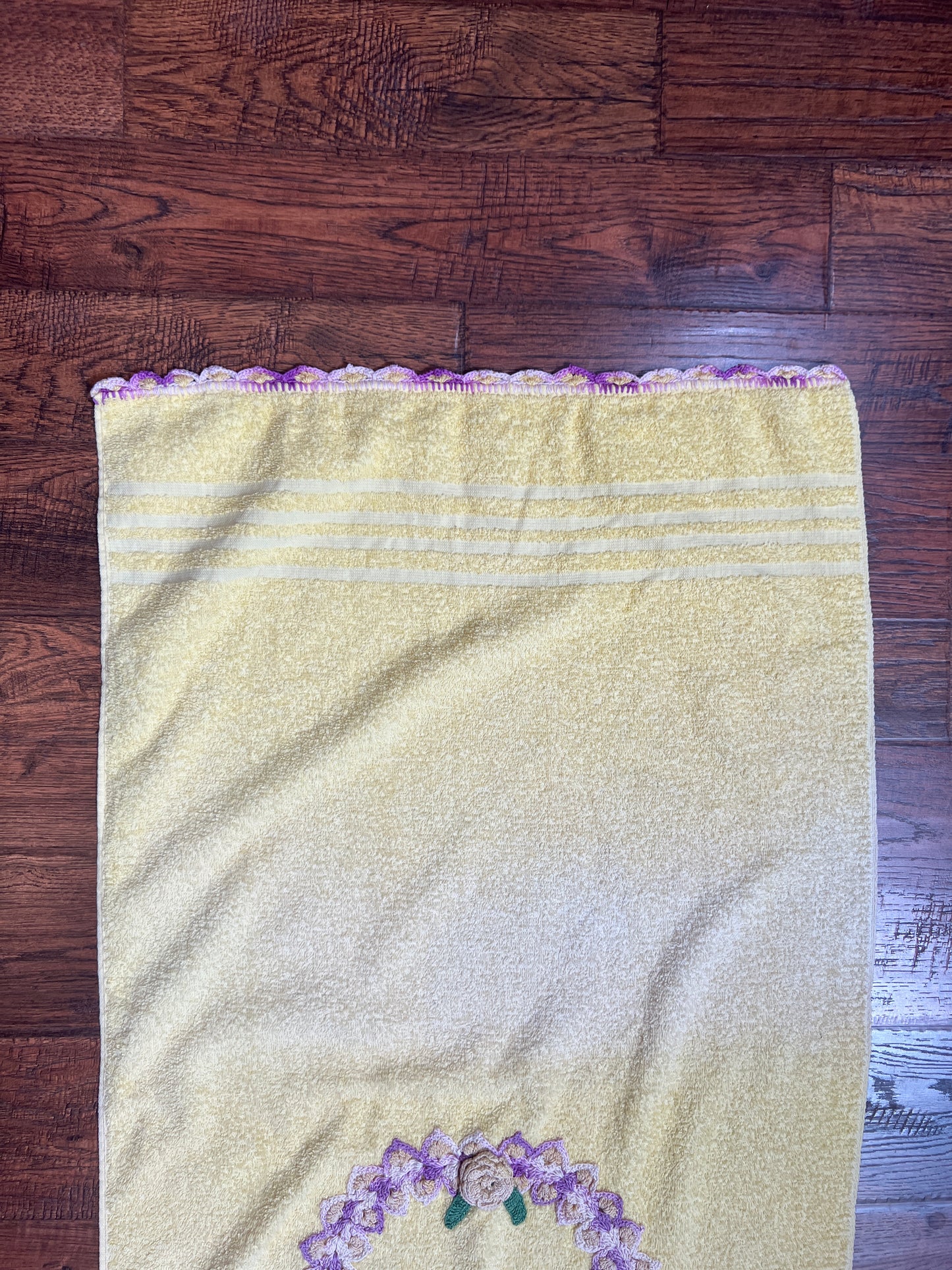 Vintage Linens - Terry Cloth Bath Towel - Purple Crochet Basket - Cannon