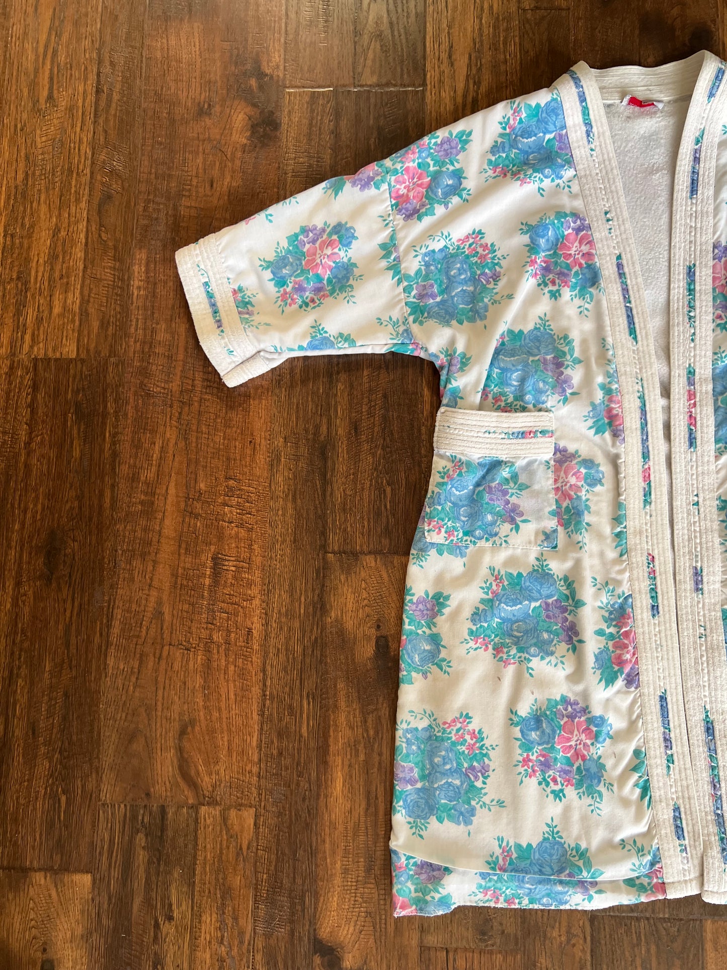 Vintage Clothing - Terrycloth Bath Robe - Blue Rose Clusters - Michele of Miami - Small / Medium