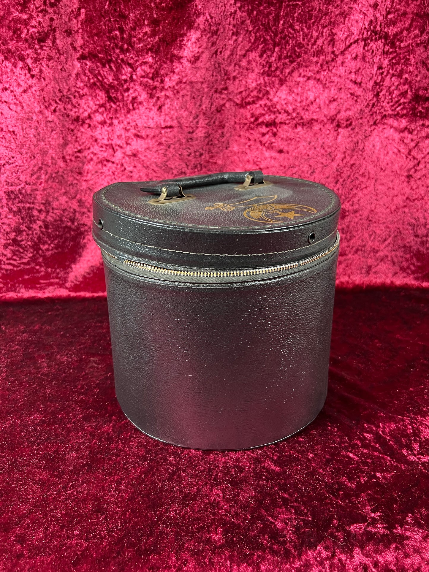 Vintage Oddities - Free Mason / Shriner Felt Fez with Hat Box - Wolf-Brown Inc.