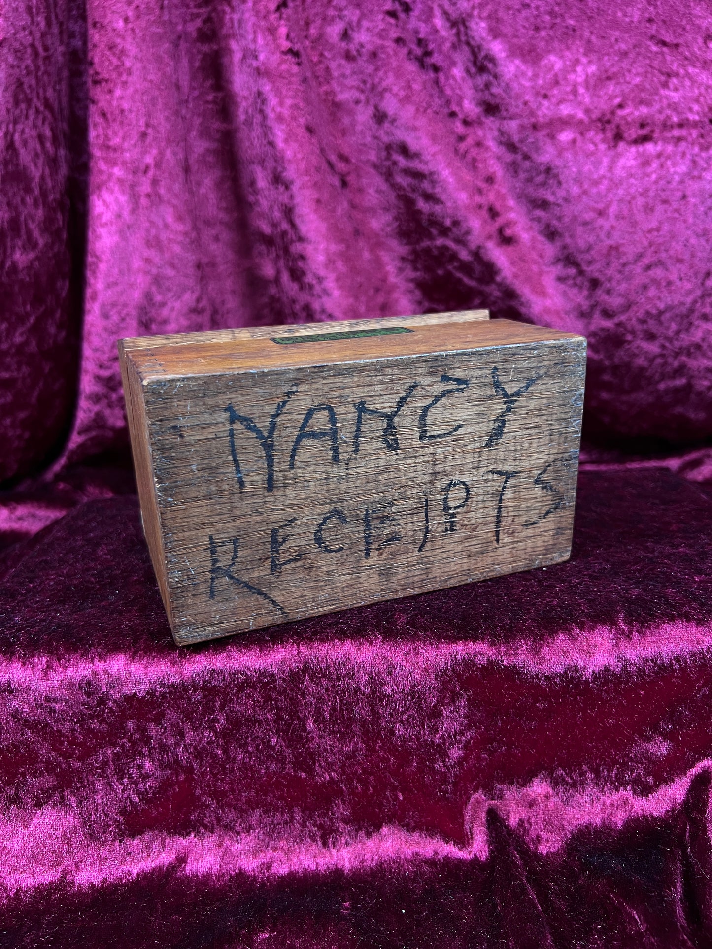 Vintage Oak Recipe Box - Dovetail Wood Kitchen Card Storage