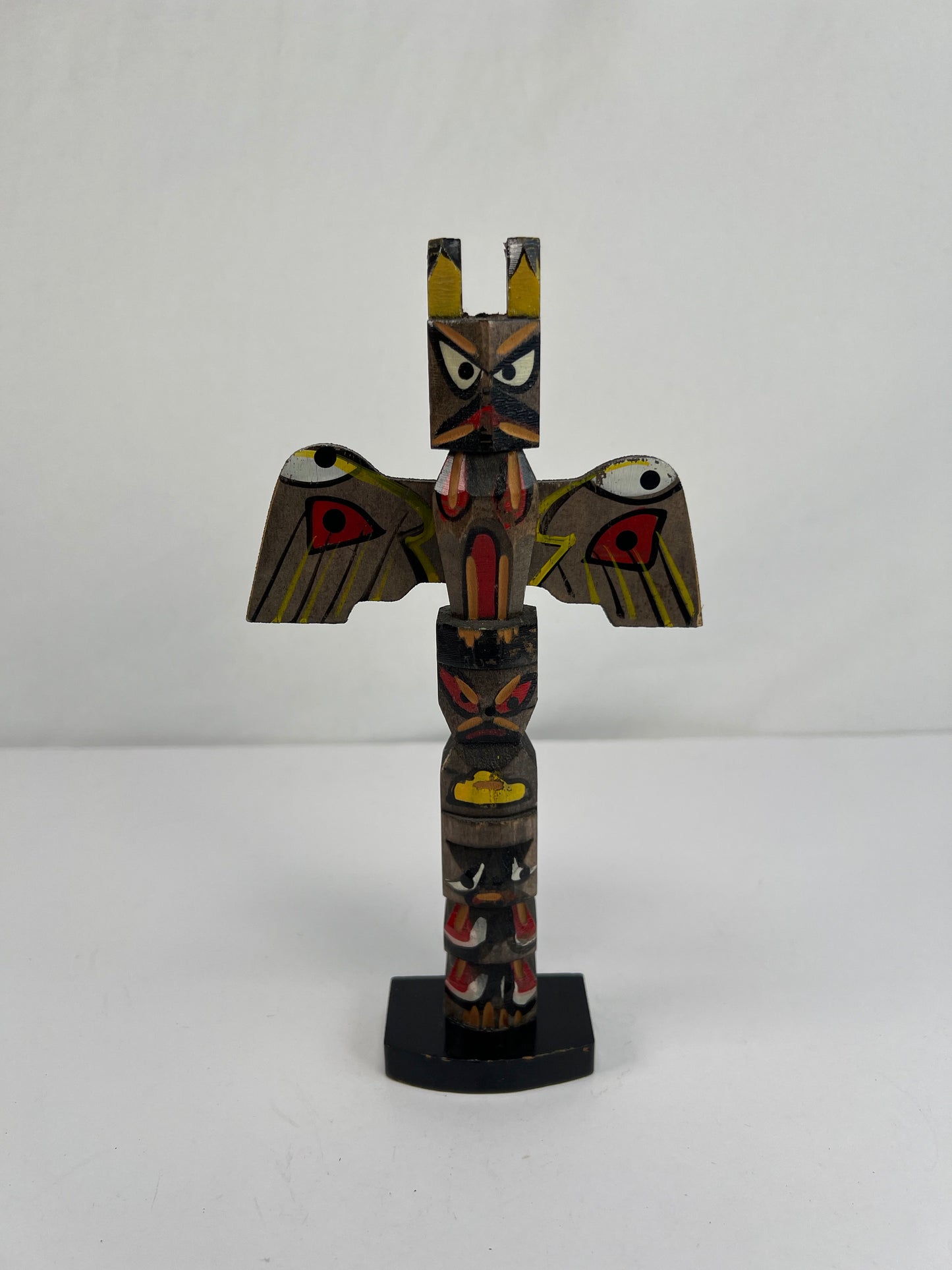 Vintage Souvenir - Hand Painted Totem Pole with Moveable Wings - Giftco Japan