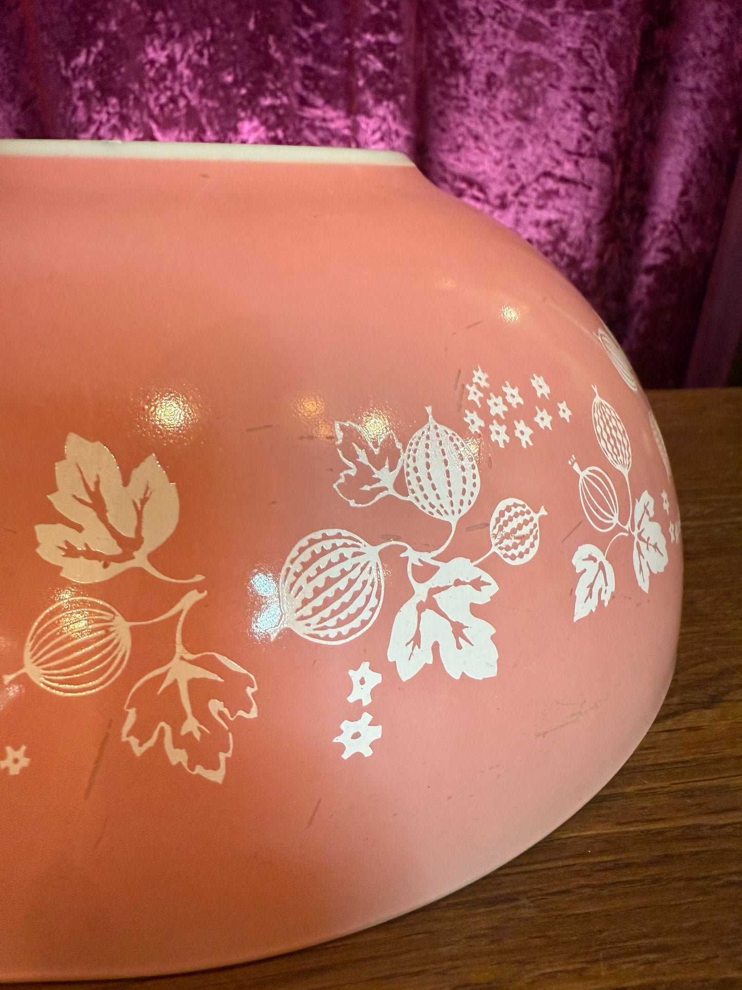Vintage Kitchen - Large Cinderella Pyrex Bowl - Gooseberry Pattern