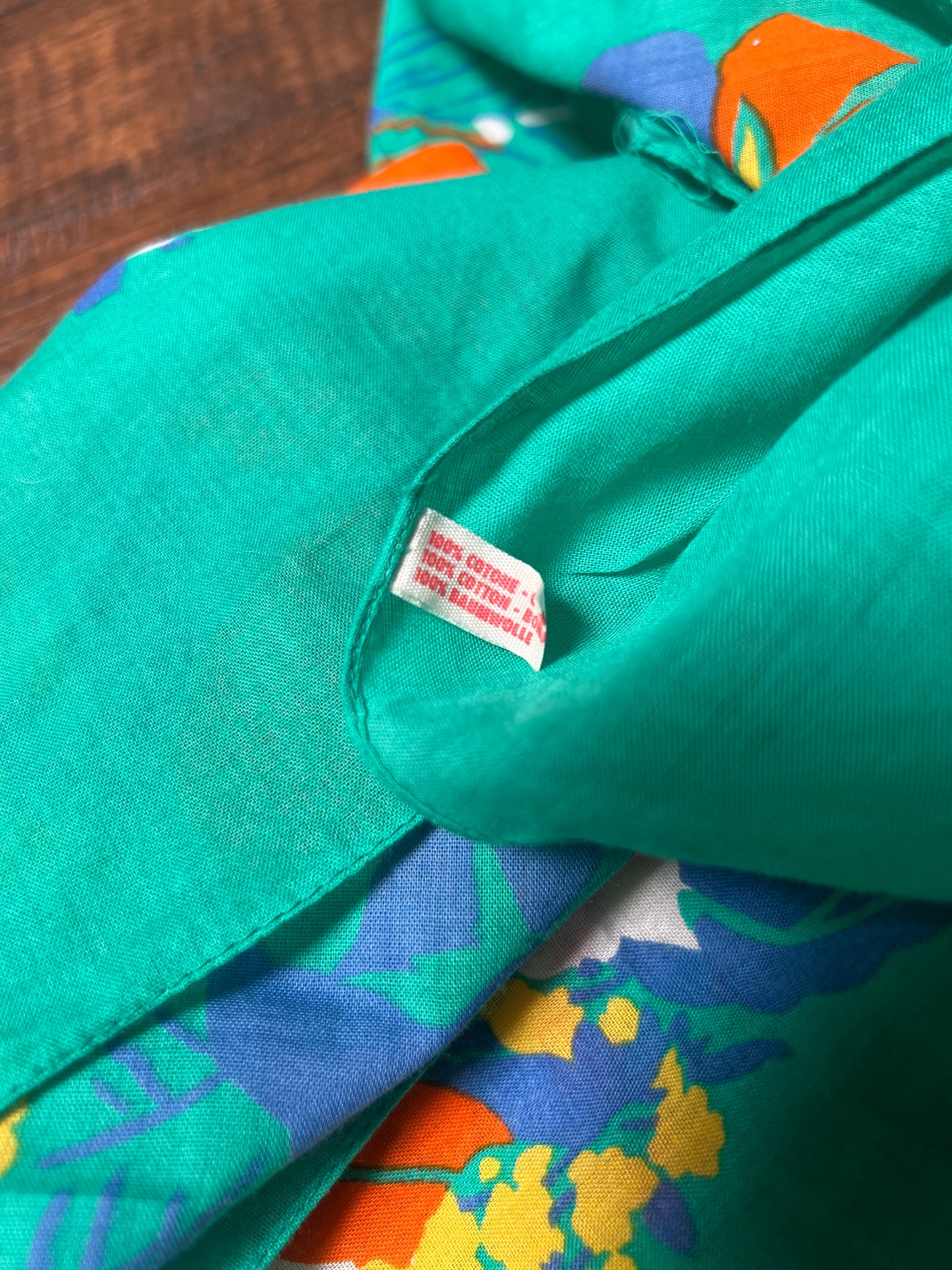 Vintage Clothing - Sarong - Tropical Florals on Sea Foam Green - 60” X 47”