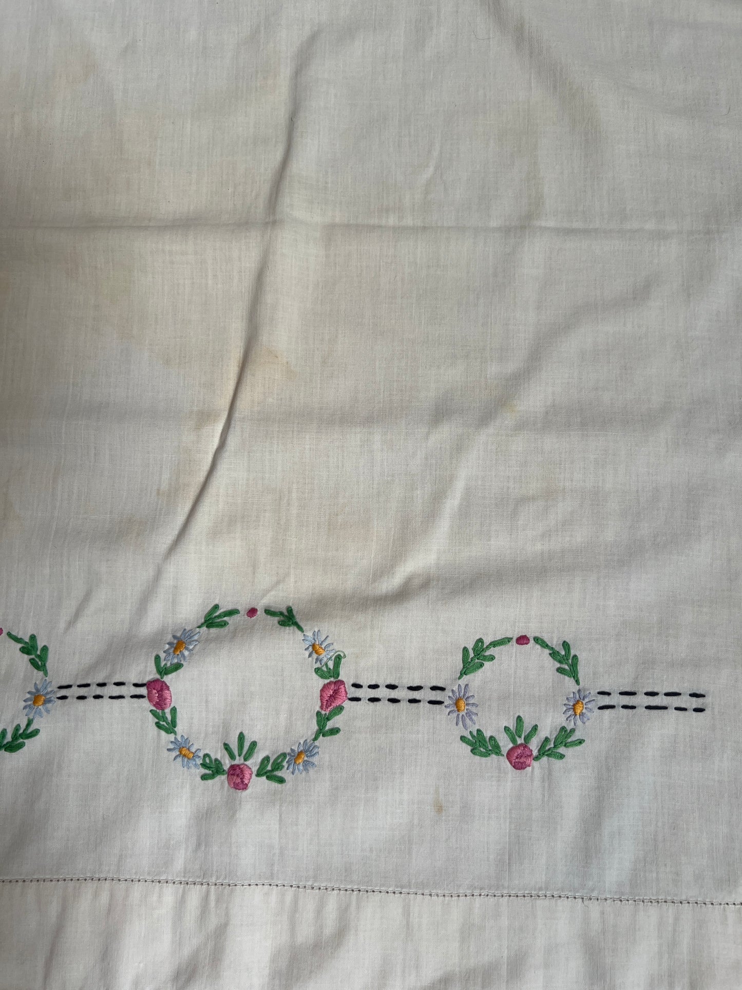 Vintage Linens - Pair of Embroidered Pillowcases - Pink & Blue Flower Crowns - Lace Trim