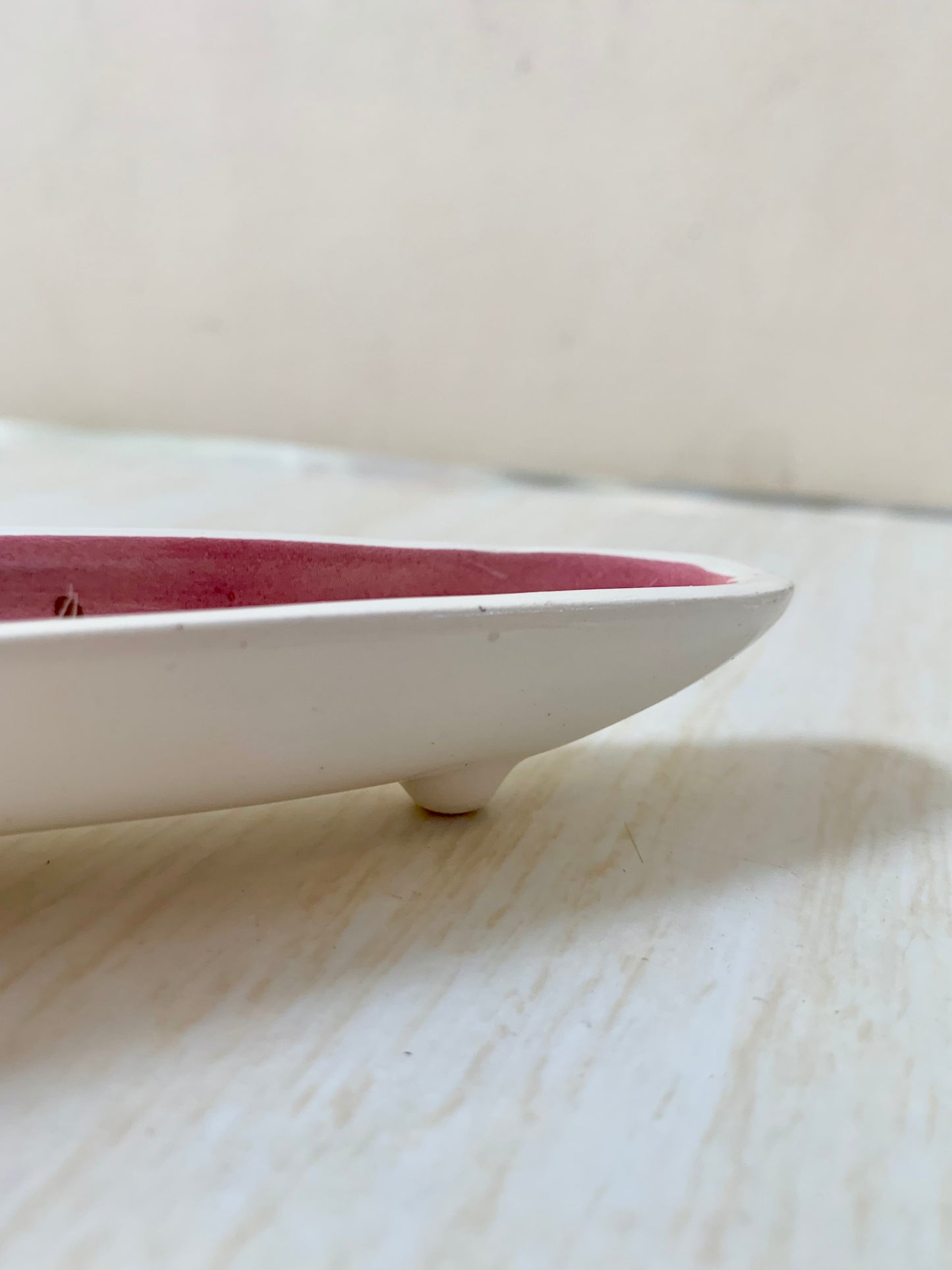 Ana Studios Boomerang Dish - Pink Kangaroo