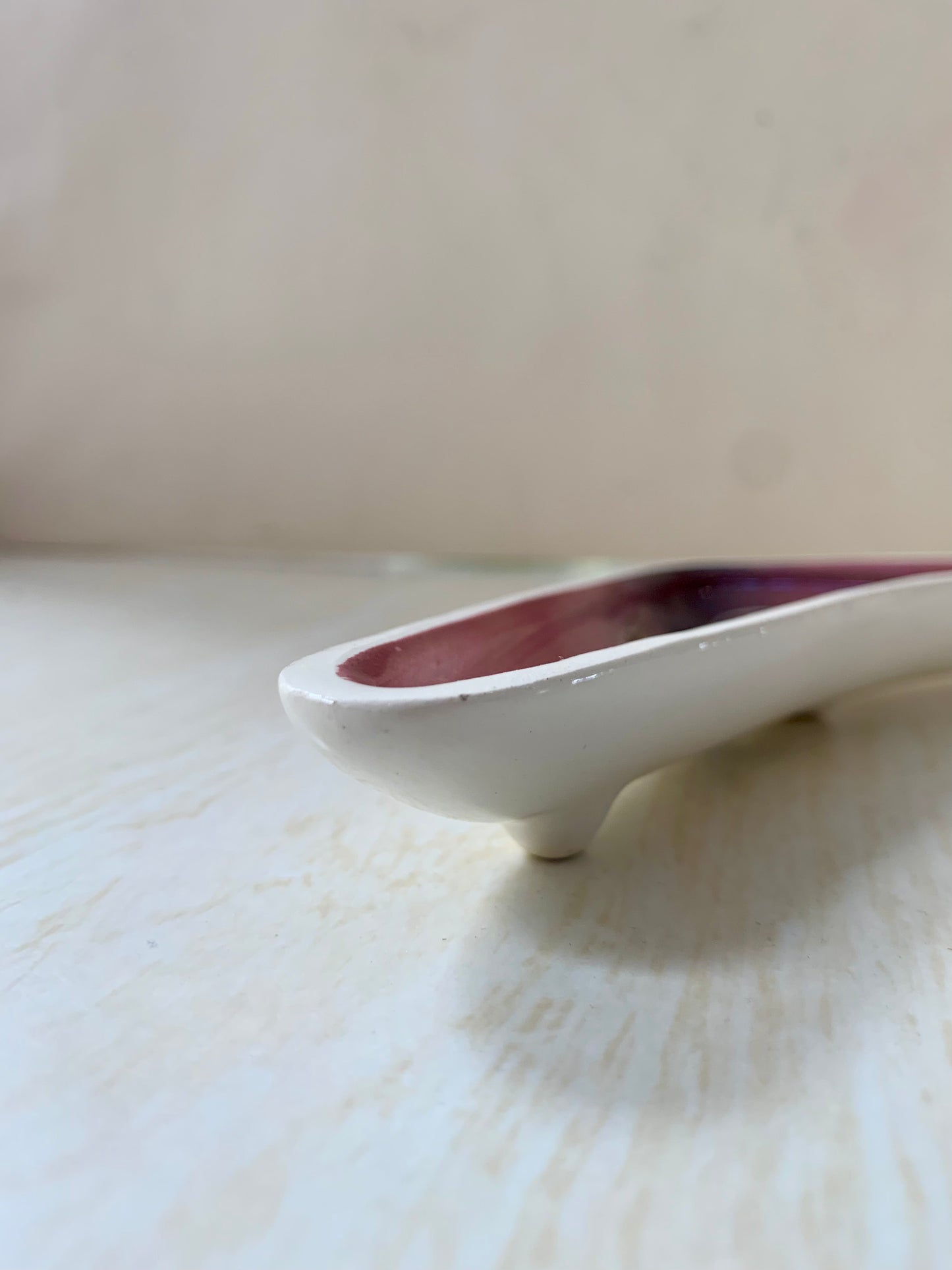 Ana Studios Boomerang Dish - Pink Kangaroo