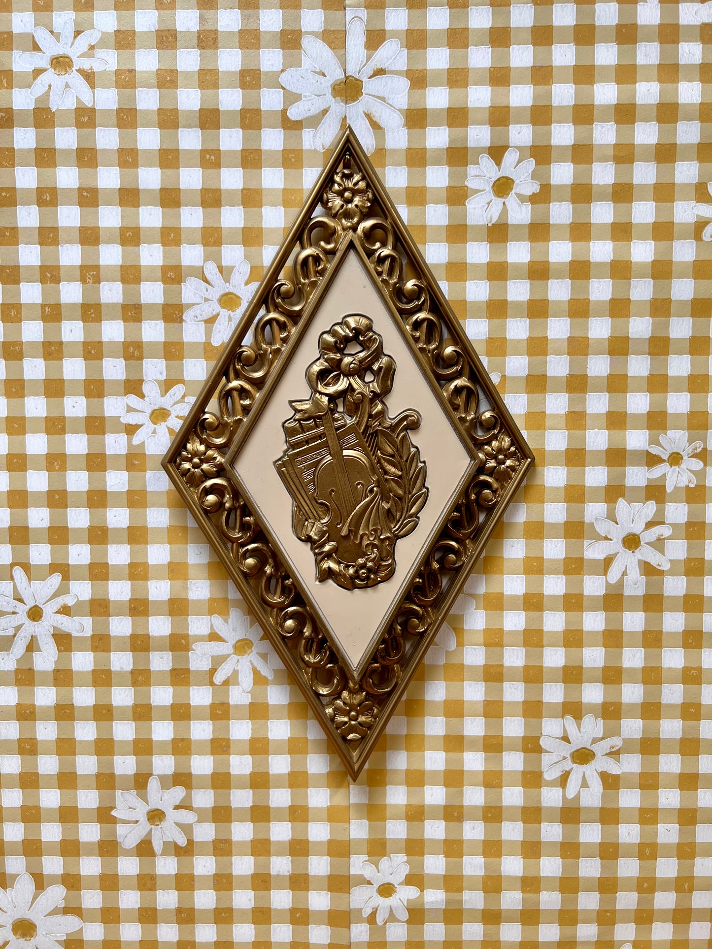 Vintage Dart Industries Hollywood Regency Wall Plaque
