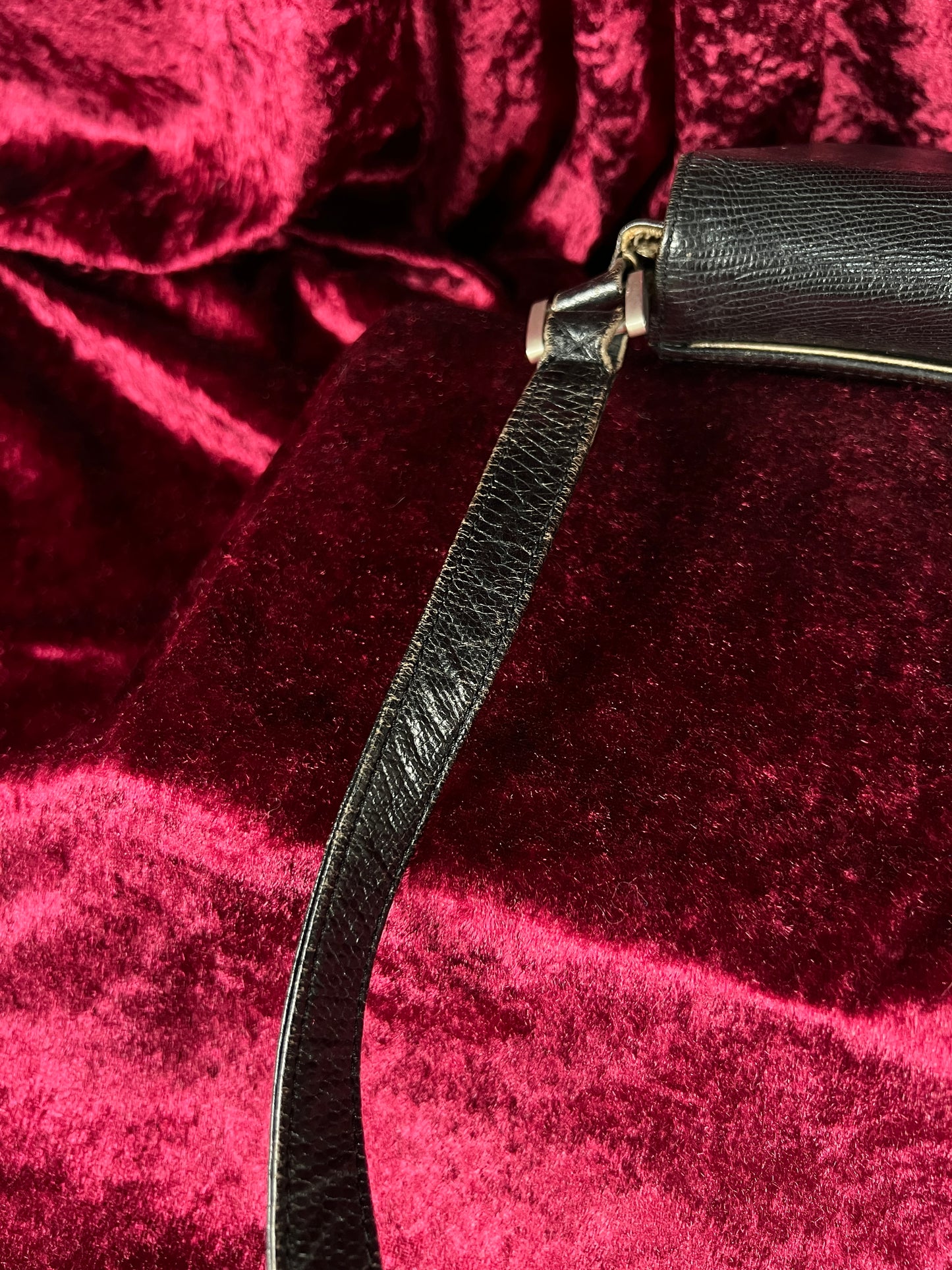 Vintage Roberto Fabris Leather Crossbody Bag - Black Lizard Embossed Purse