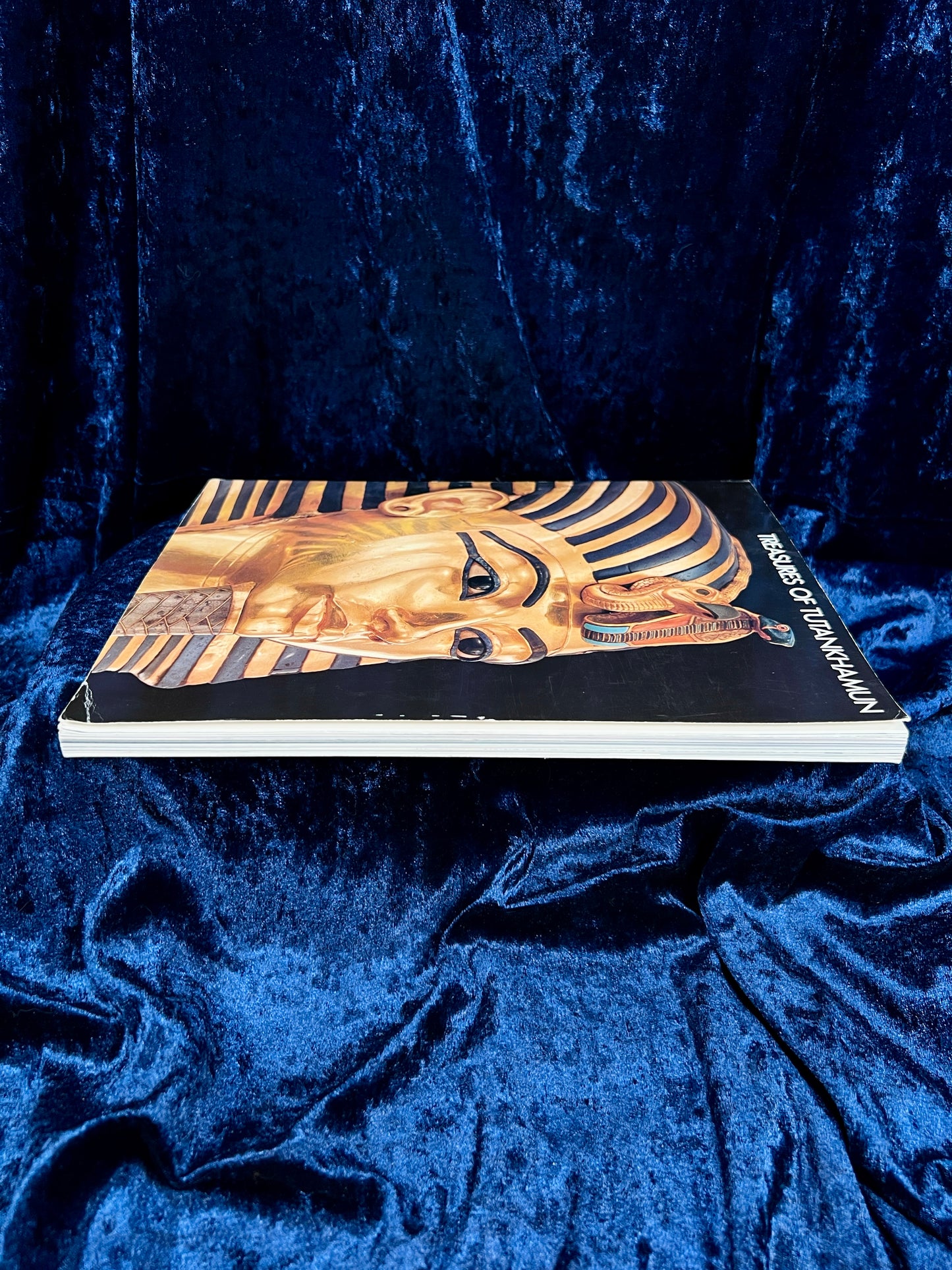 Vintage Treasures of Tutankhamun Exhibition Catalog - 1976 Metropolitan Museum Egyptian Art Book